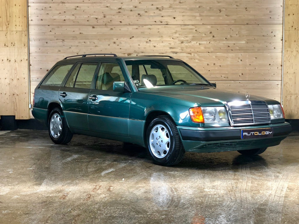 Mercedes 300TE-24 BVA