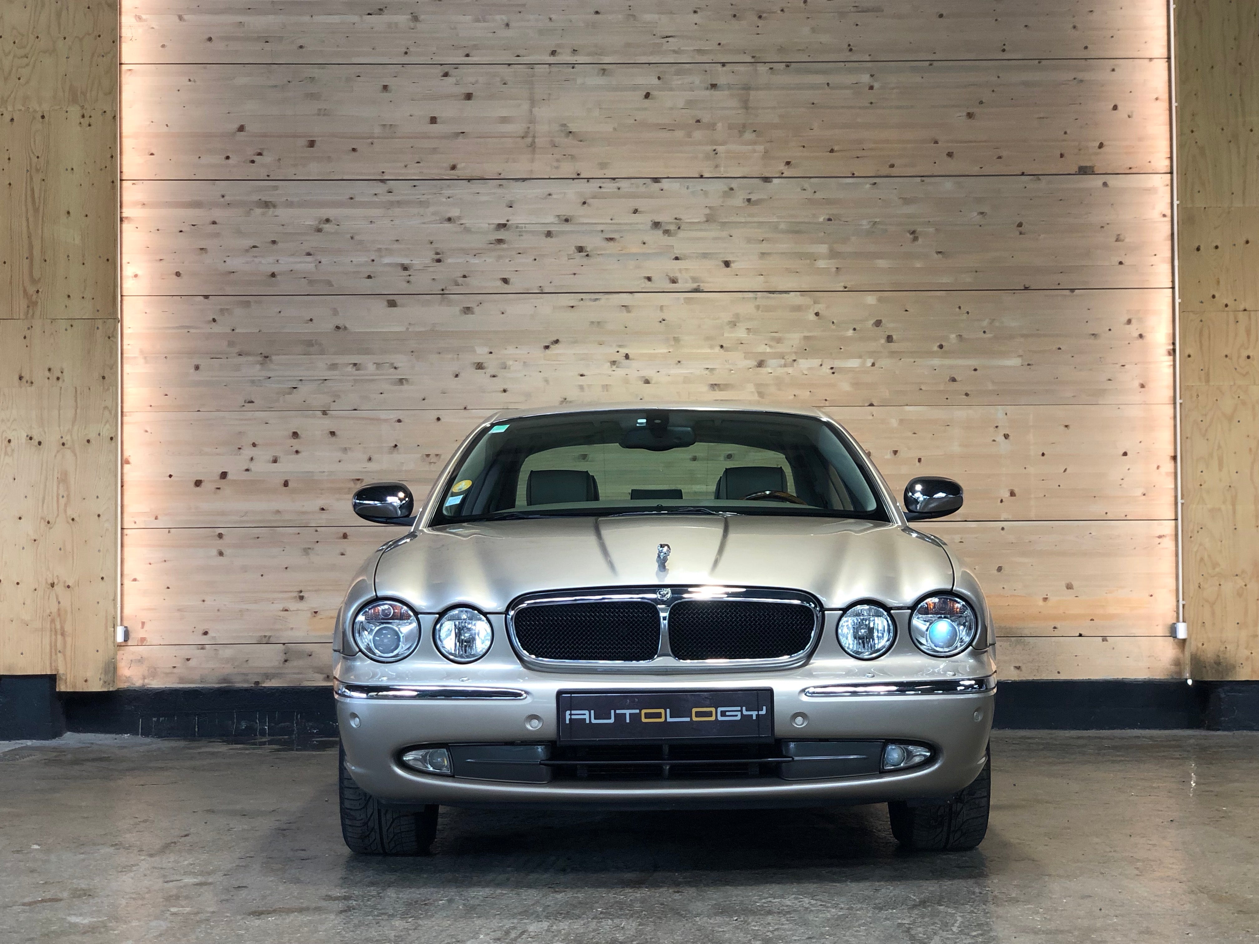 Jaguar XJ Super V8