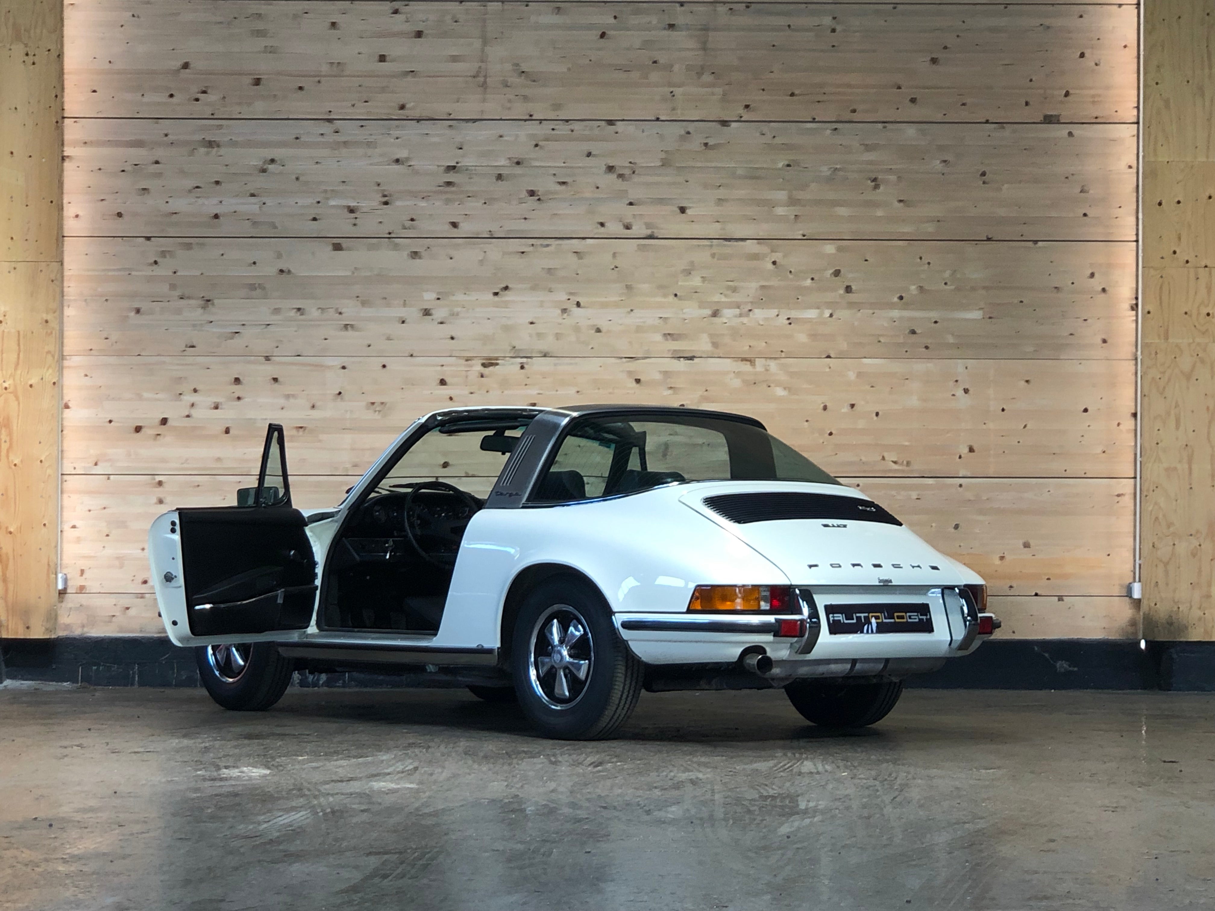 Porsche 911 2.4 T Targa