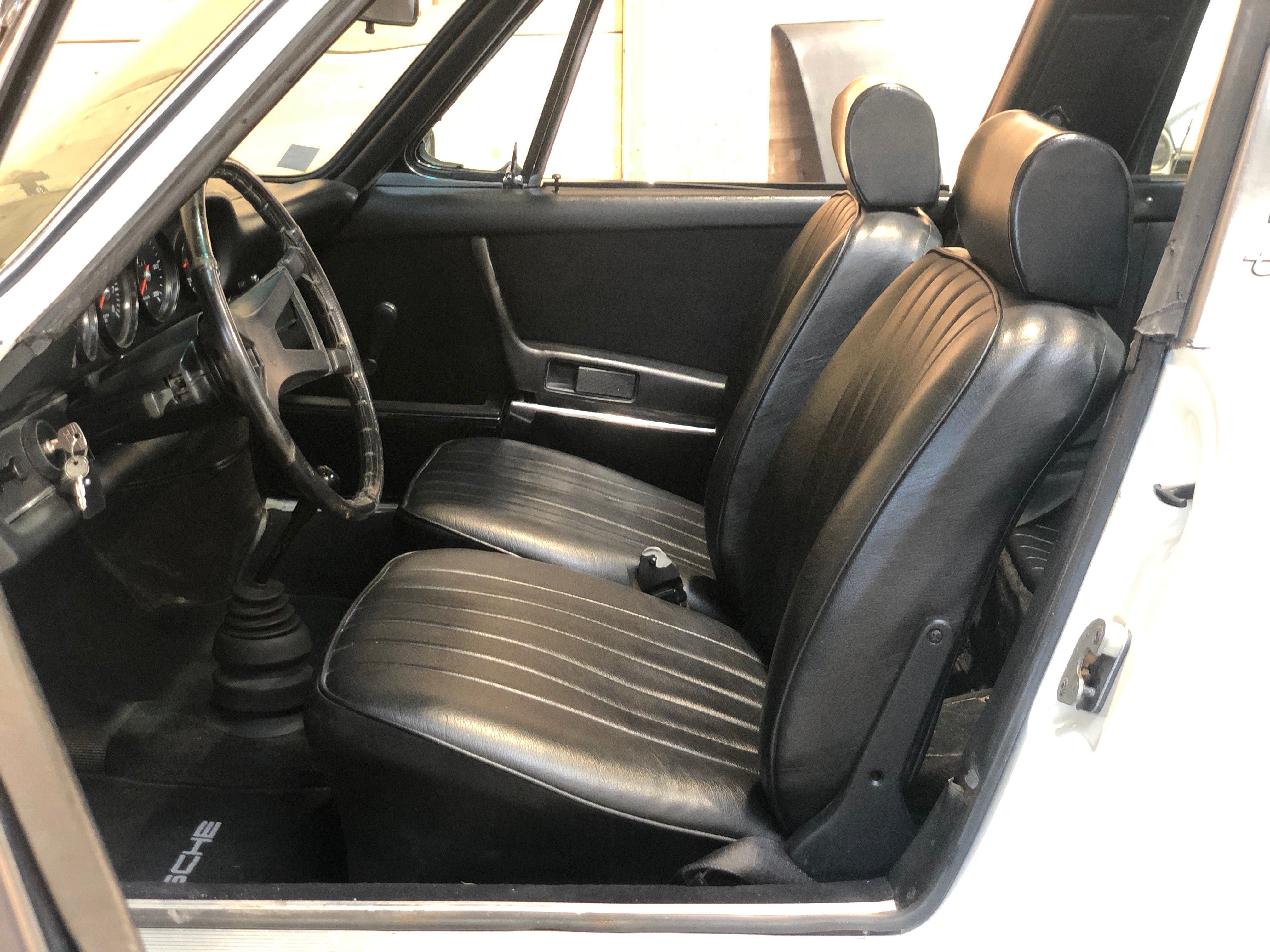 Porsche 911 2.4 T Targa