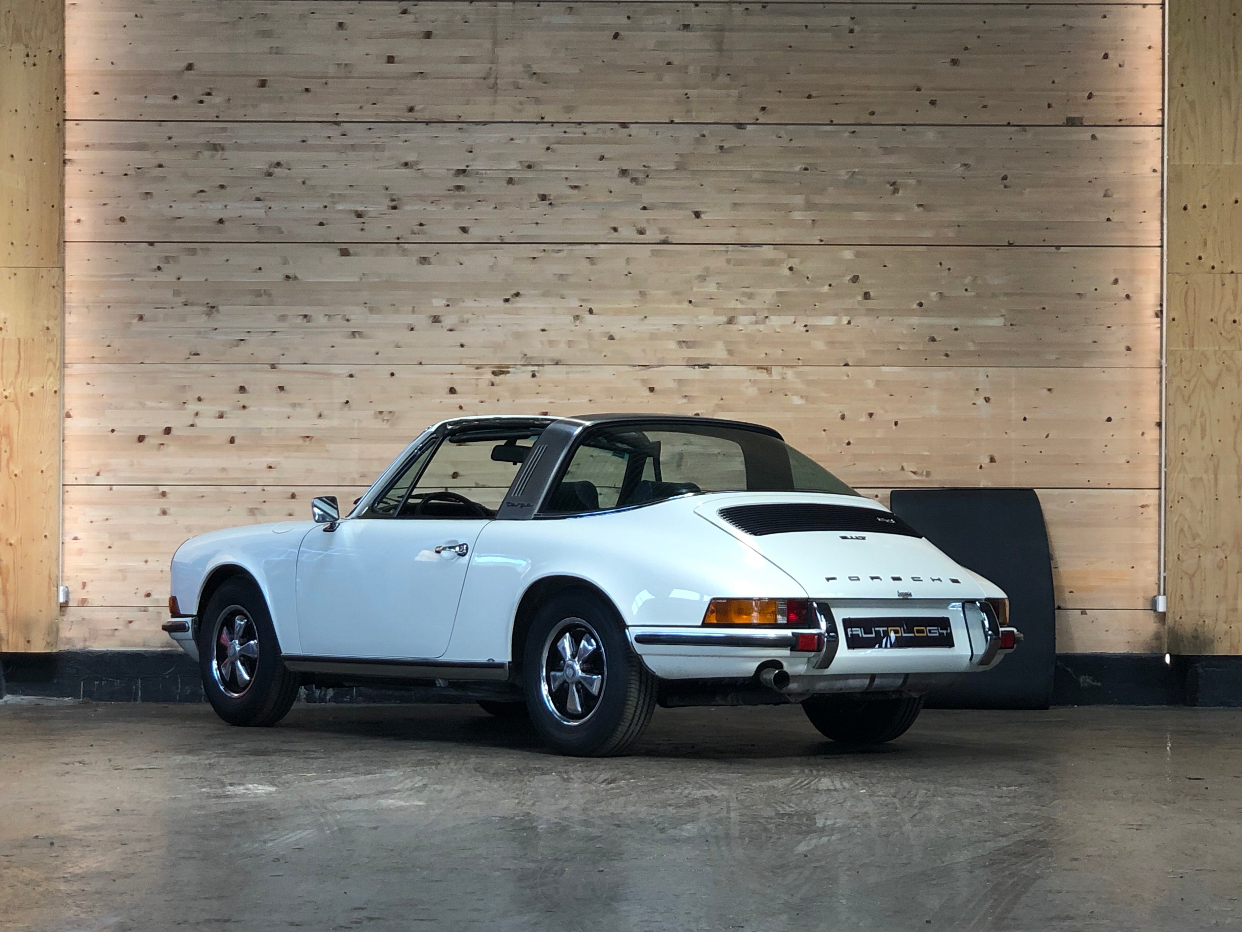 Porsche 911 2.4 T Targa