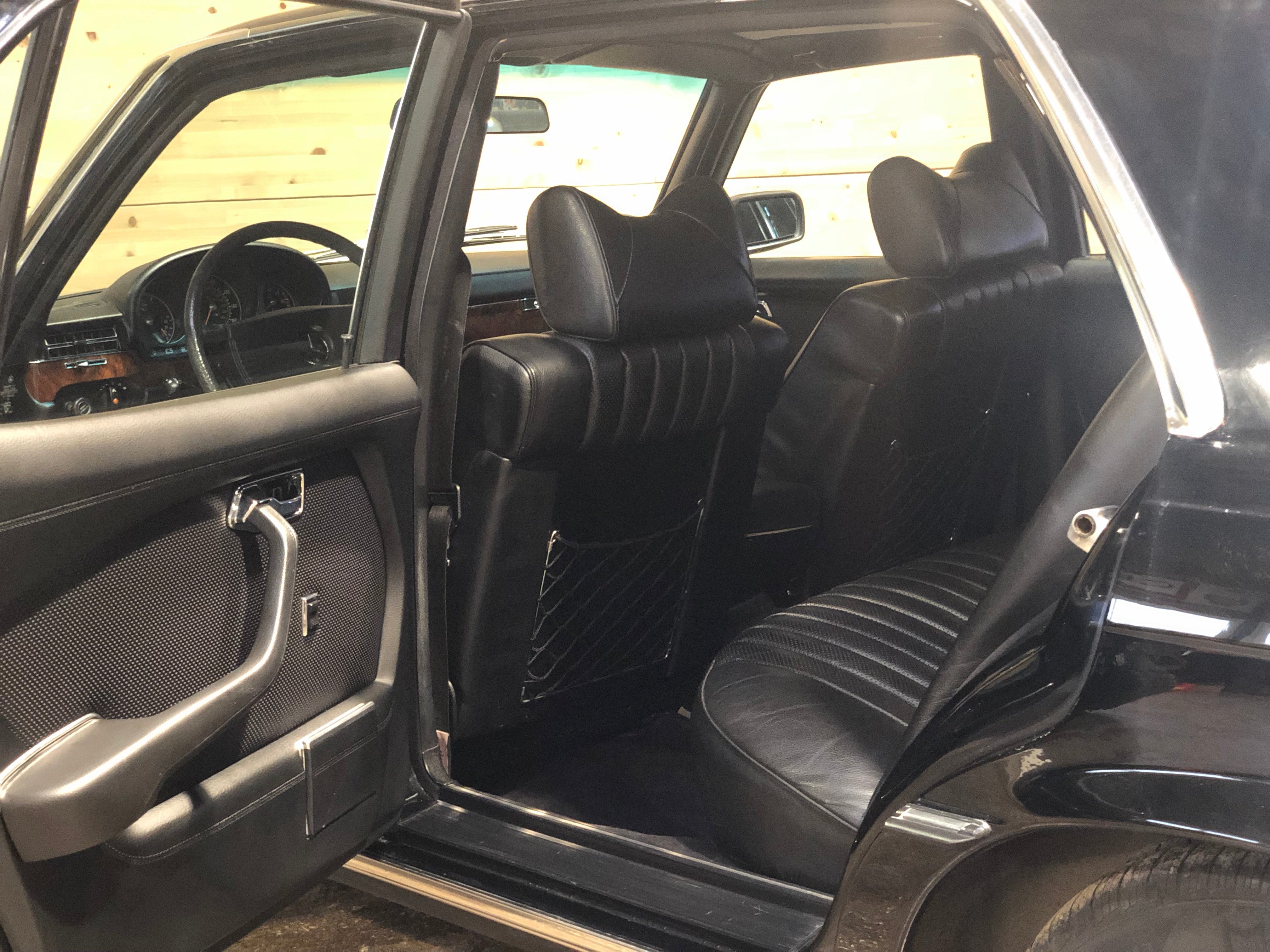 Mercedes 450 SEL 6.9