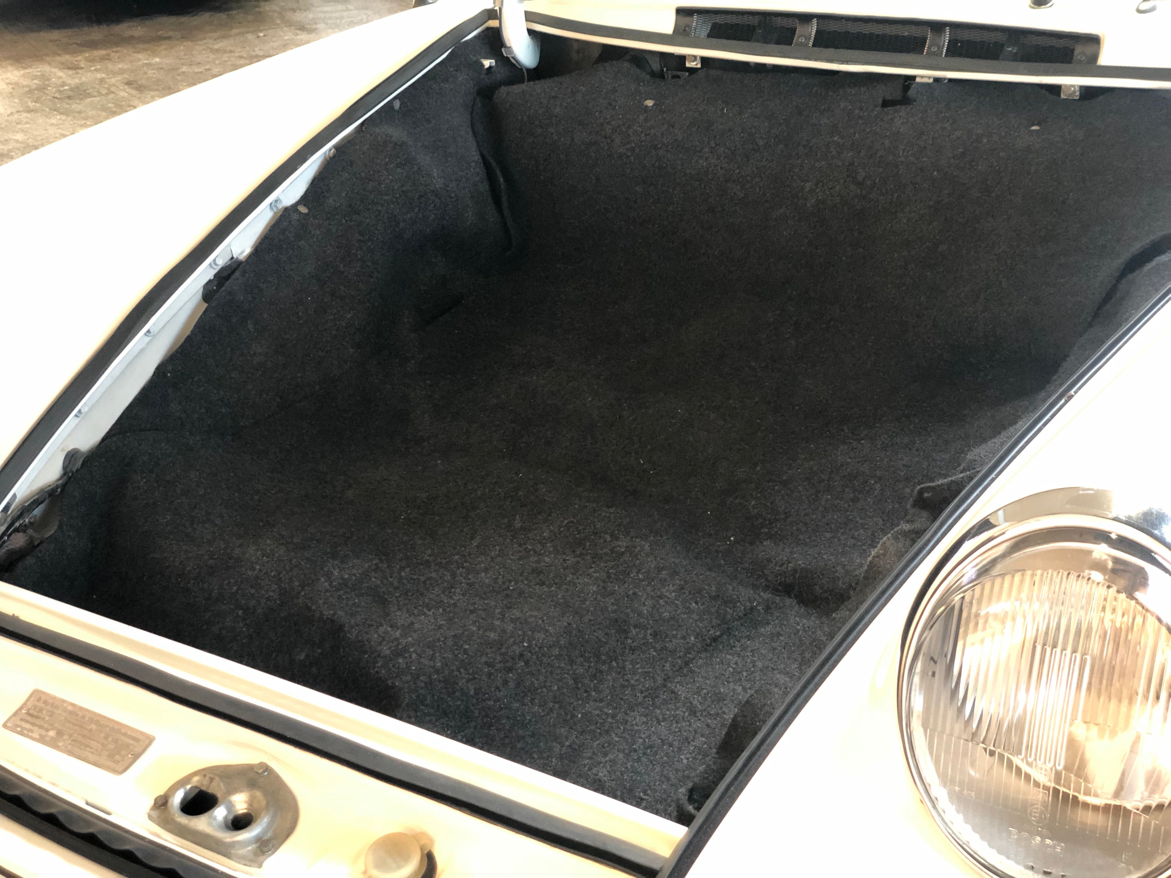 Porsche 911 2.4 T Targa