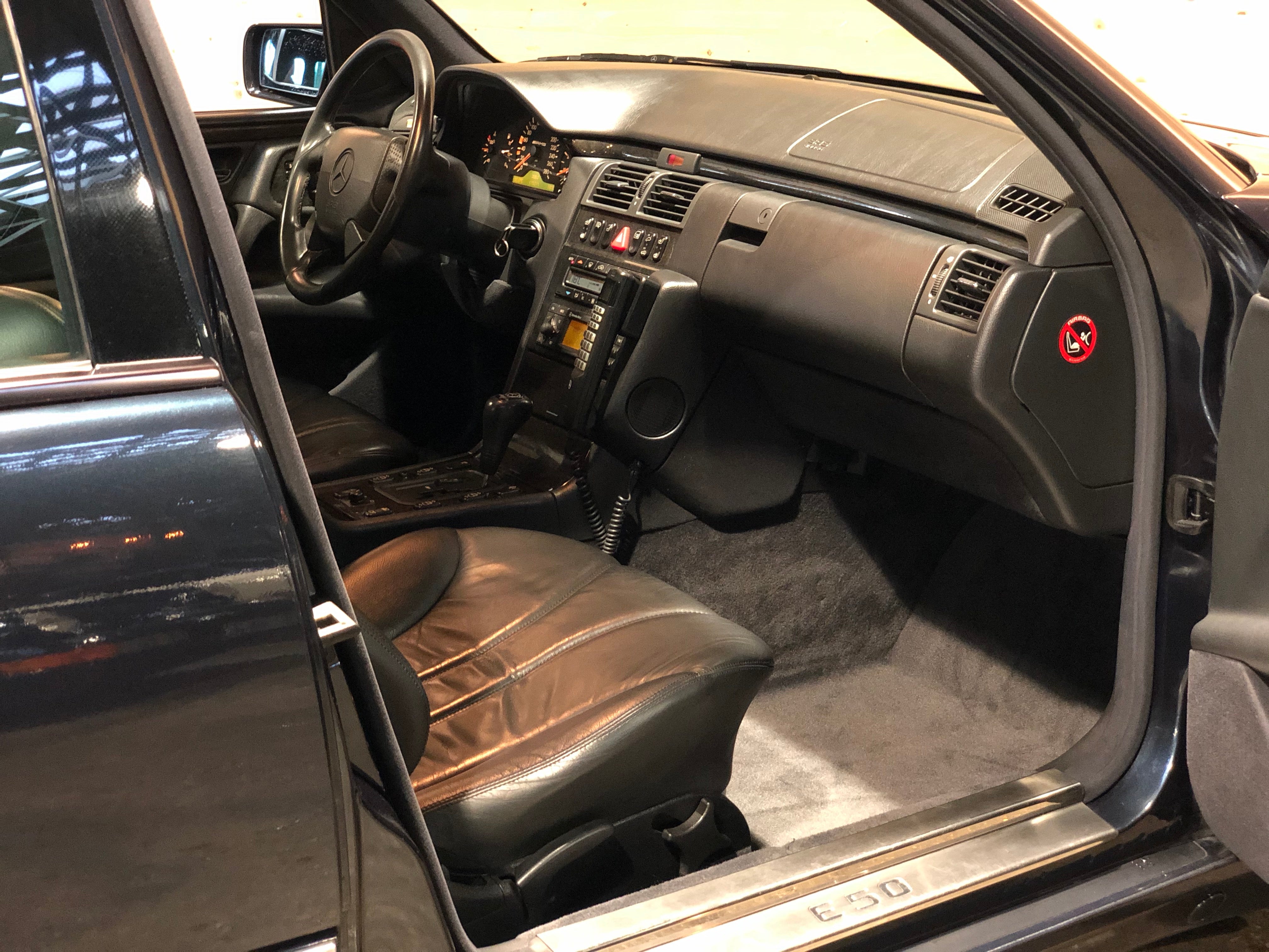 Mercedes E50 AMG