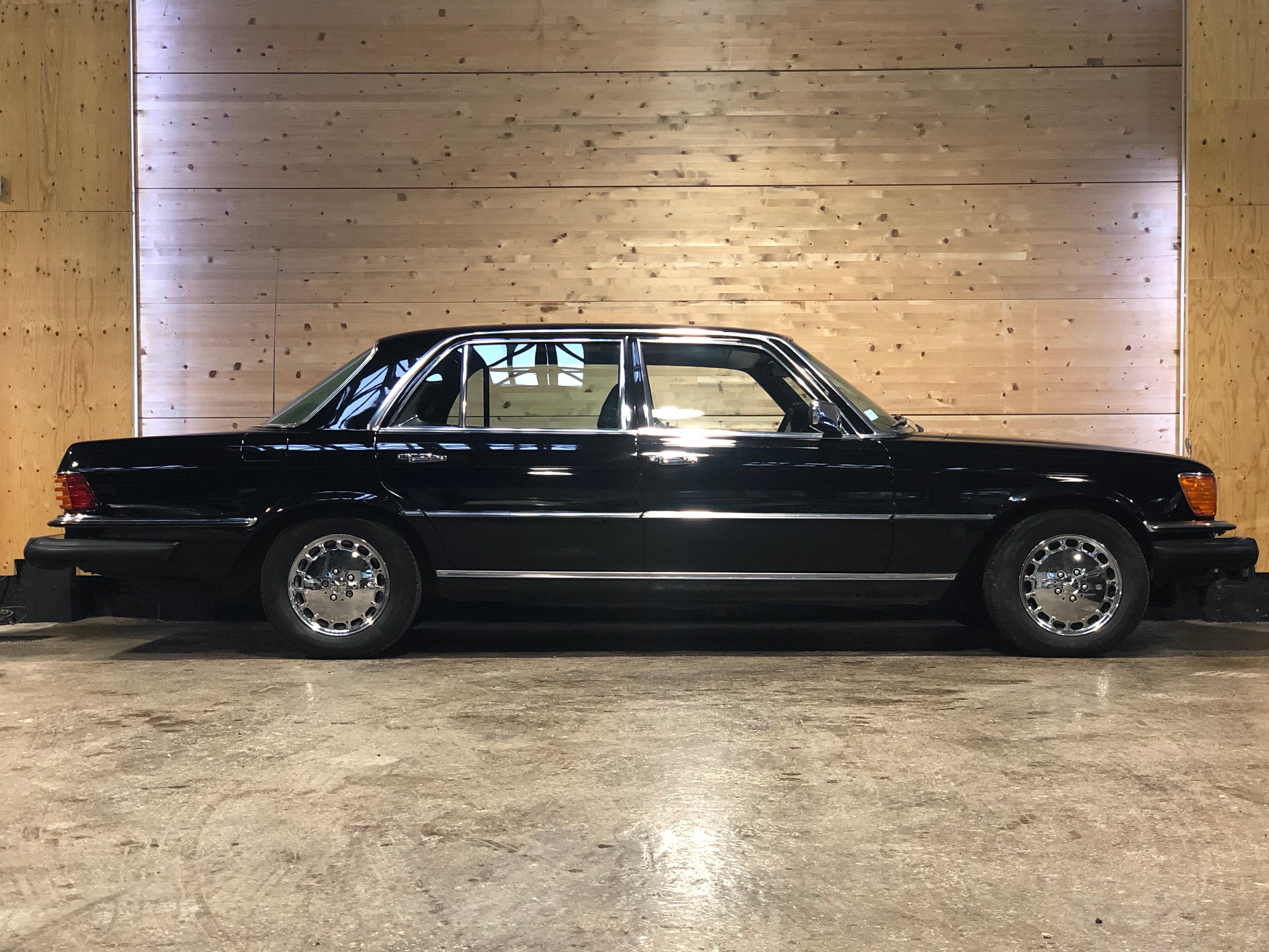 Mercedes 450 SEL 6.9