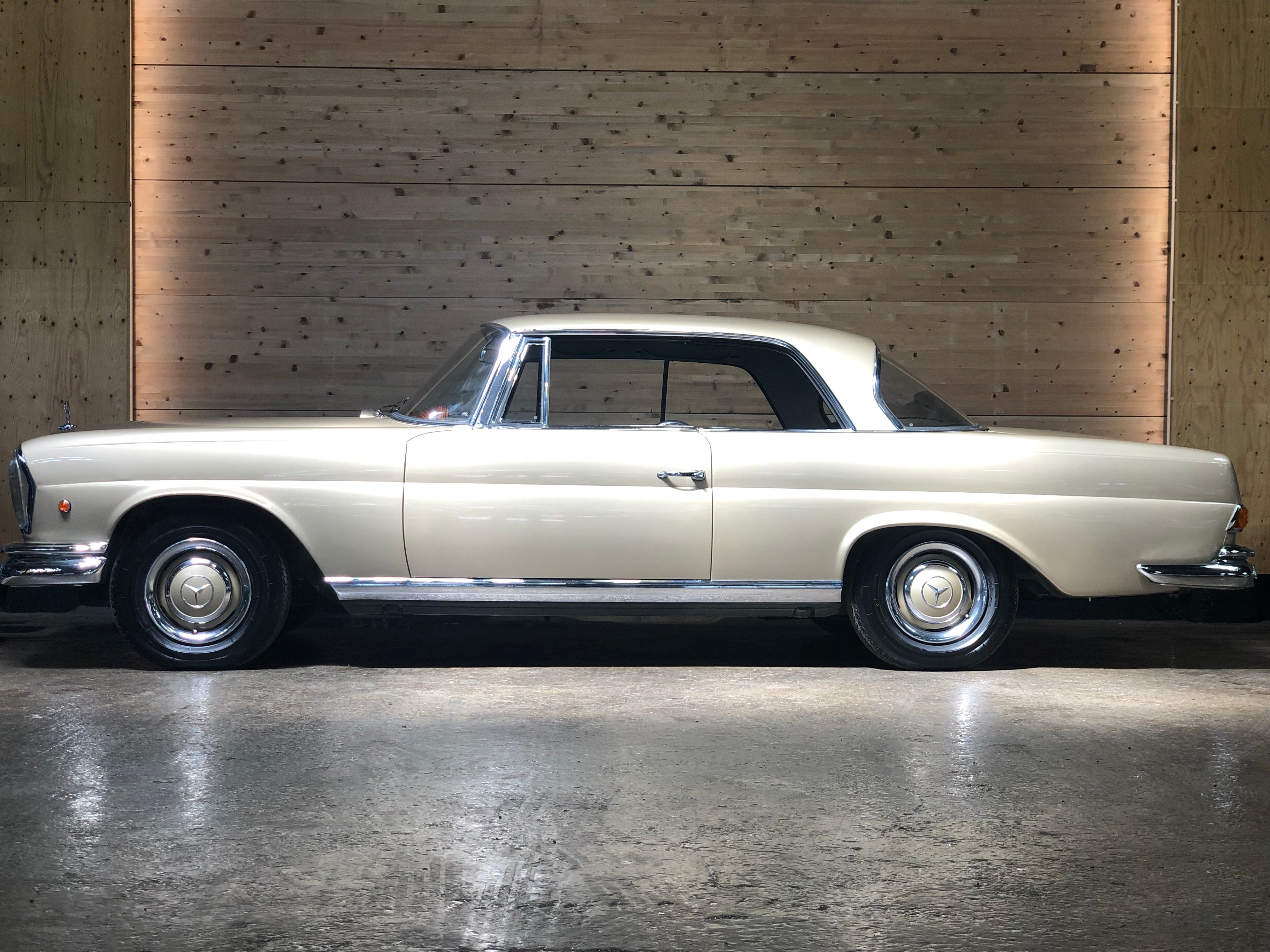 Mercedes 250 SE Coupé
