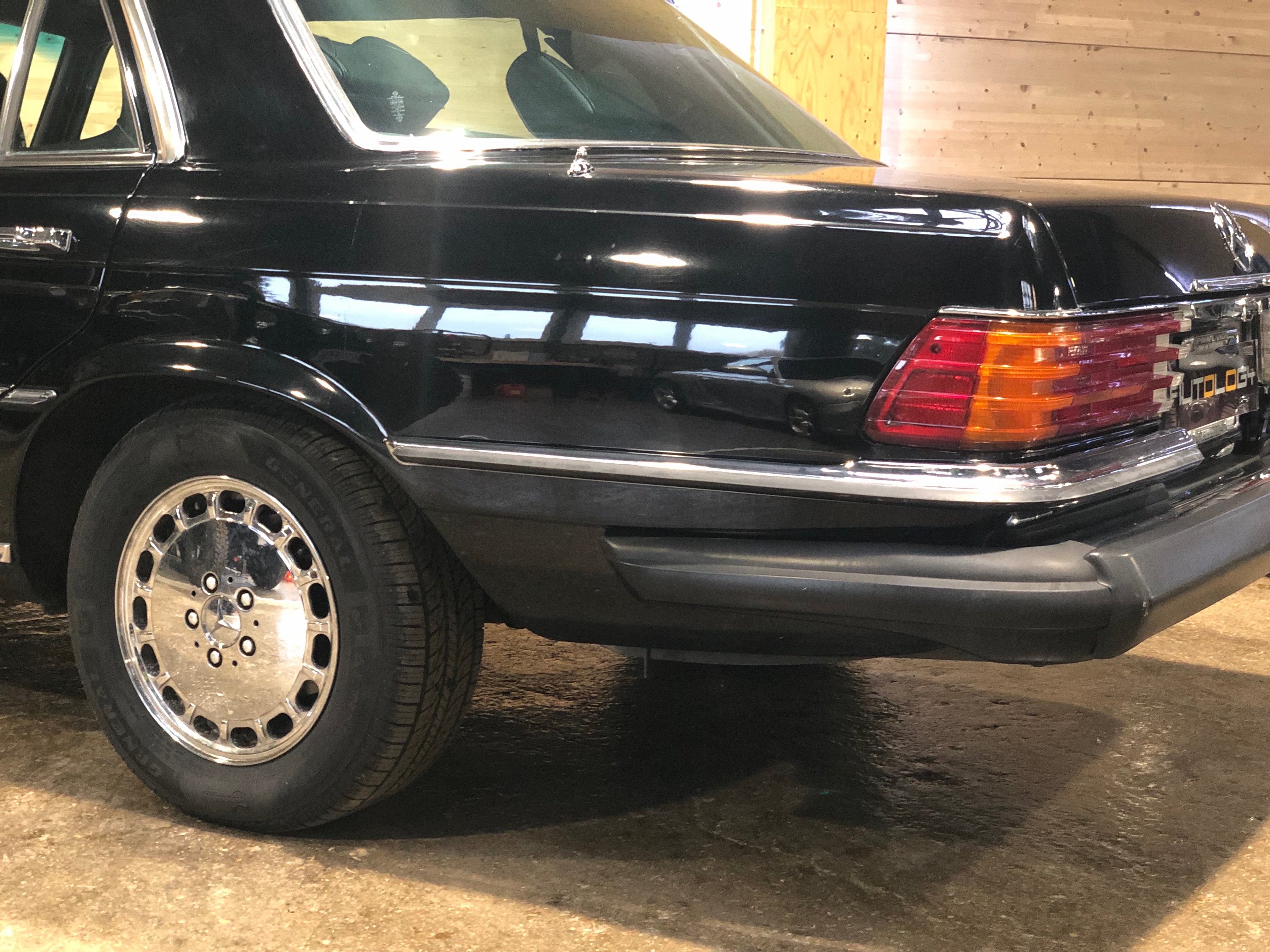 Mercedes 450 SEL 6.9