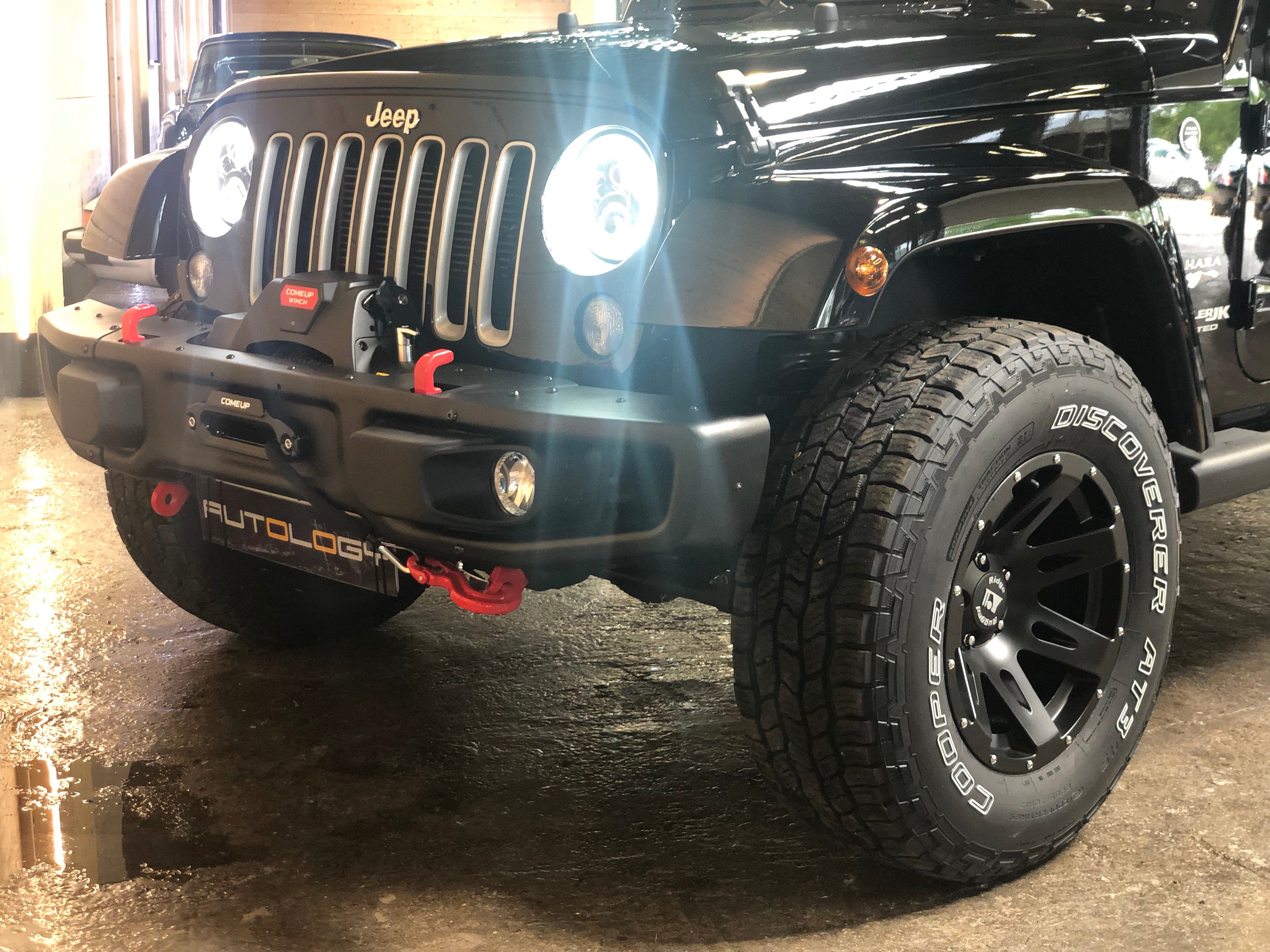 Jeep Wrangler Unlimited V6 3.6 Sahara BVA