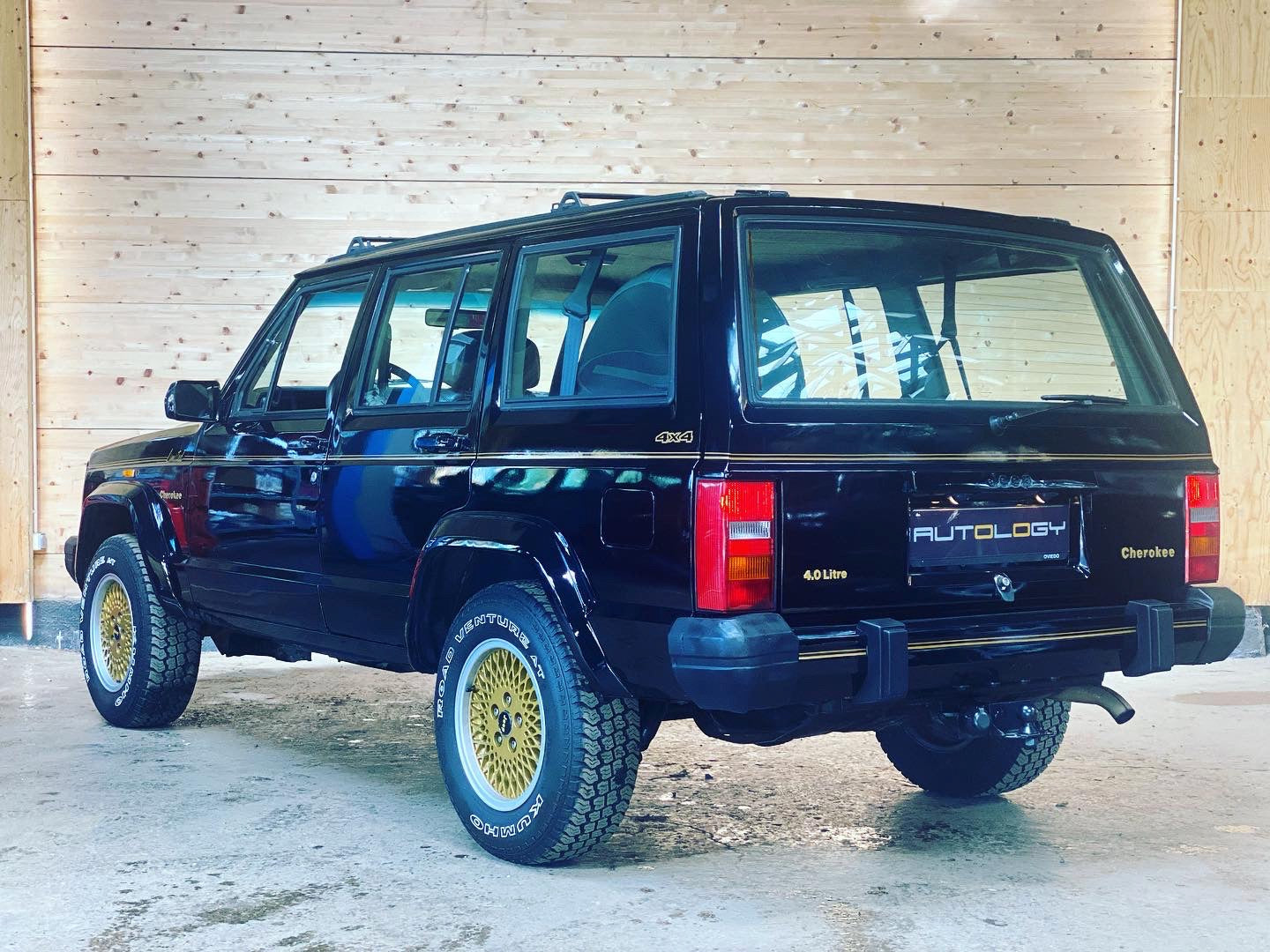 Jeep Cherokee 4.0 Limited BVA