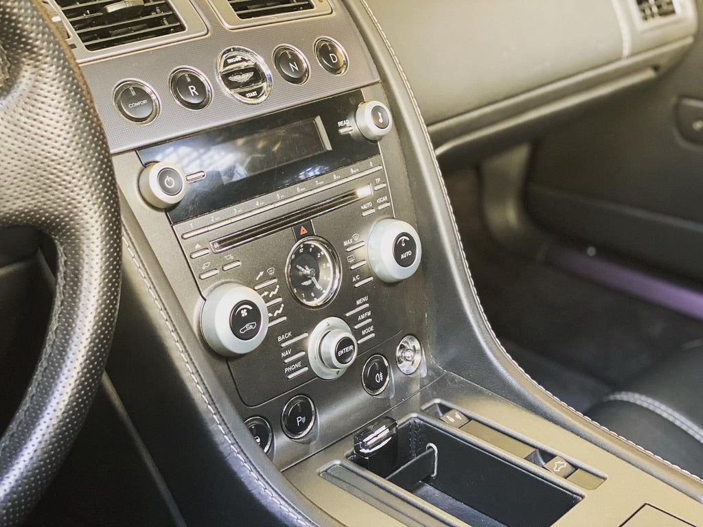 Aston Martin V8 Vantage Volante 4.7 Sportshift