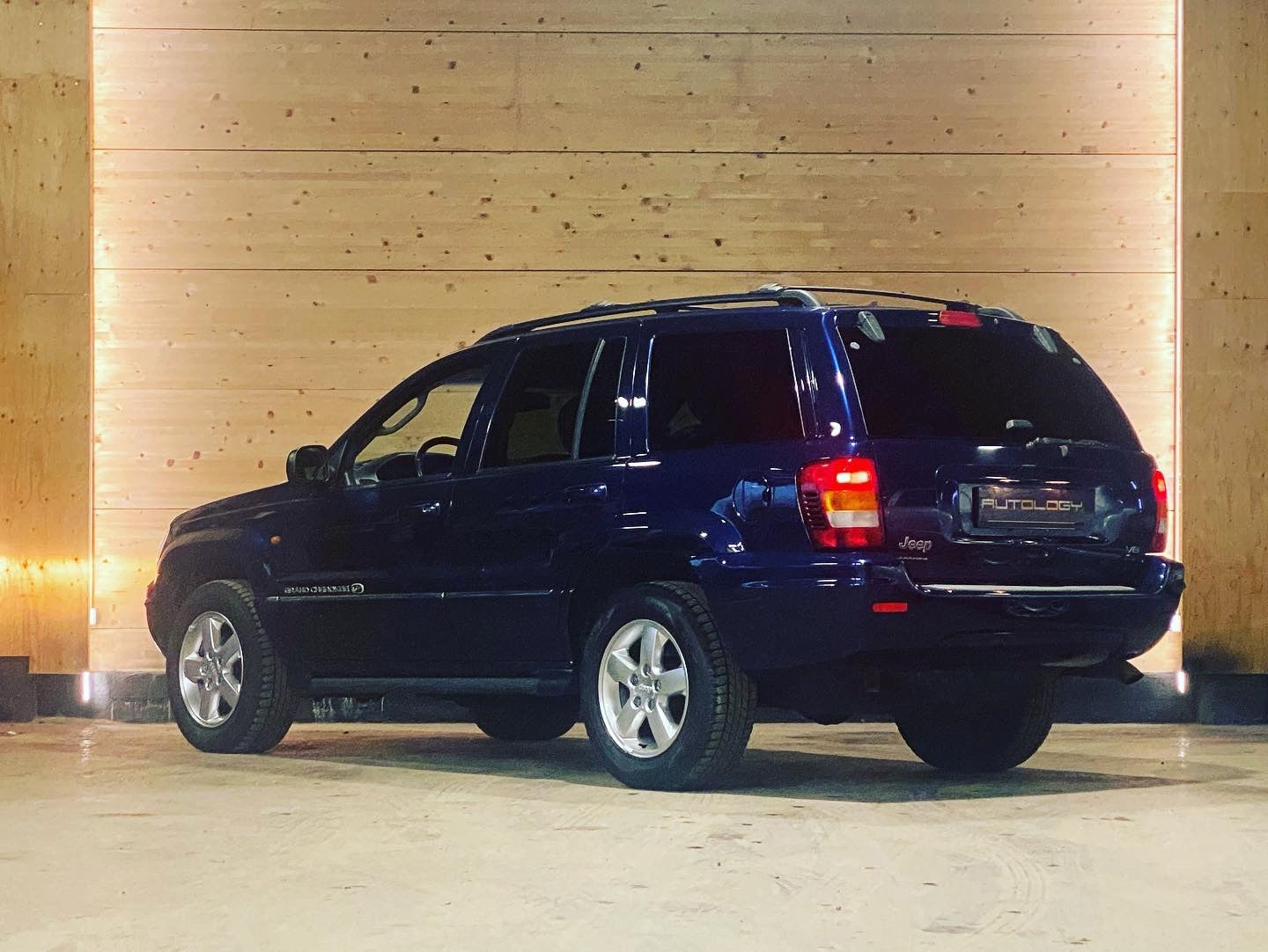 Jeep Grand Cherokee 4.7 Overland