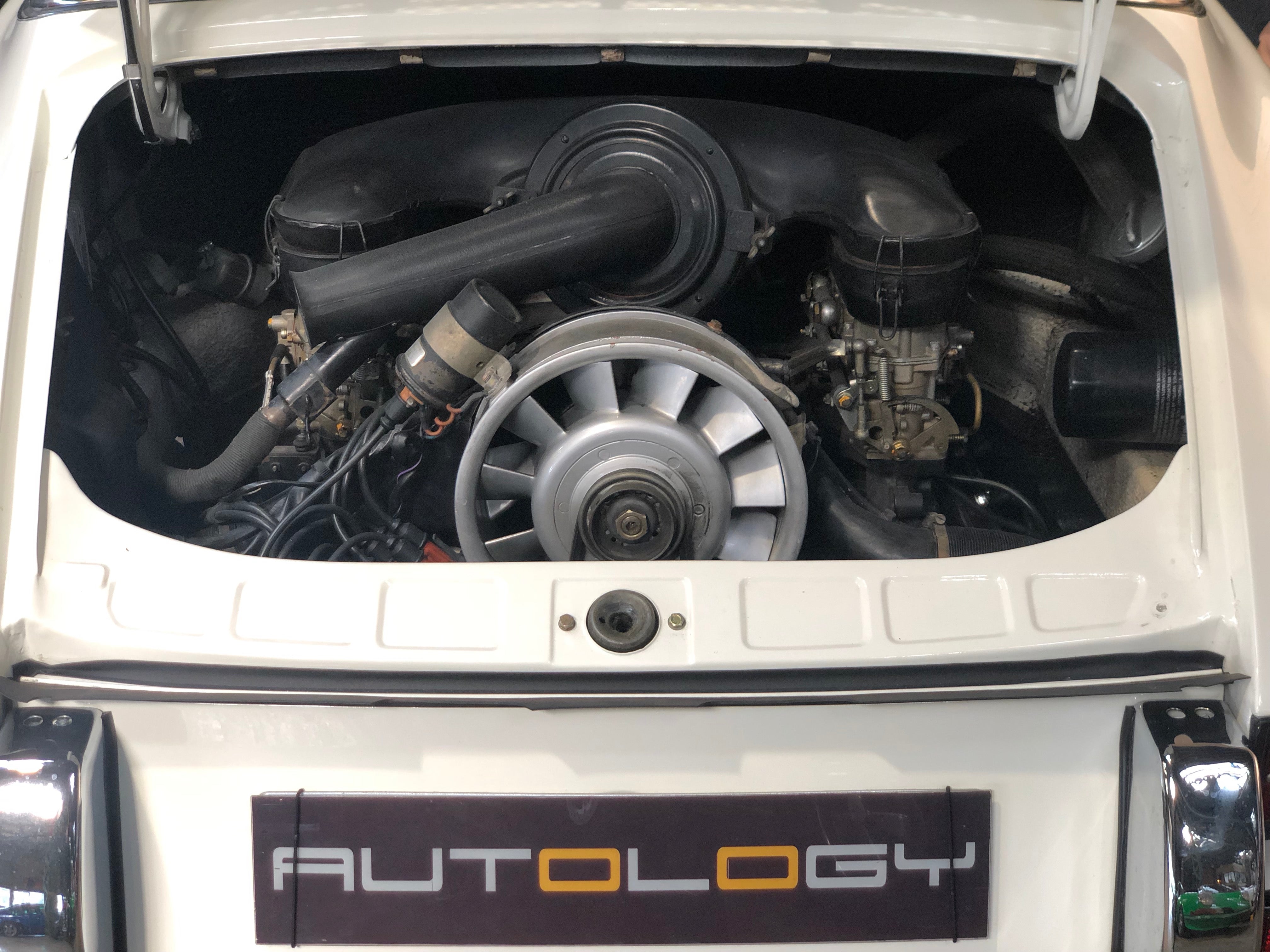 Porsche 911 2.4 T Targa