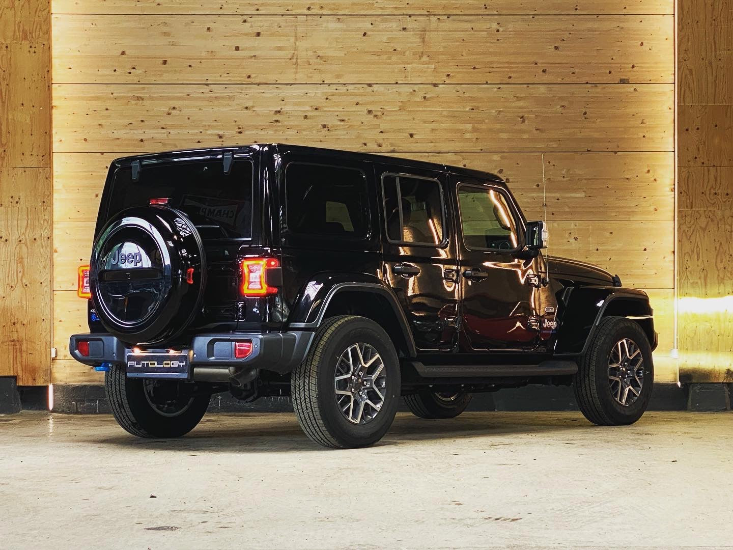 Jeep Wrangler JL Unlimited 4xe Overland