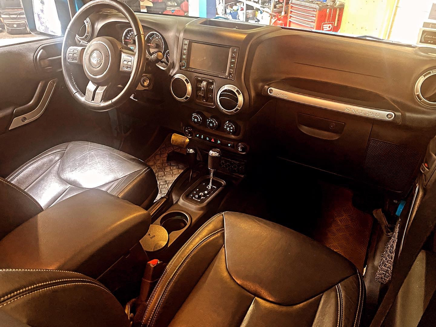 Jeep Wrangler JK Unlimited 2.8 CRD Sahara BVA