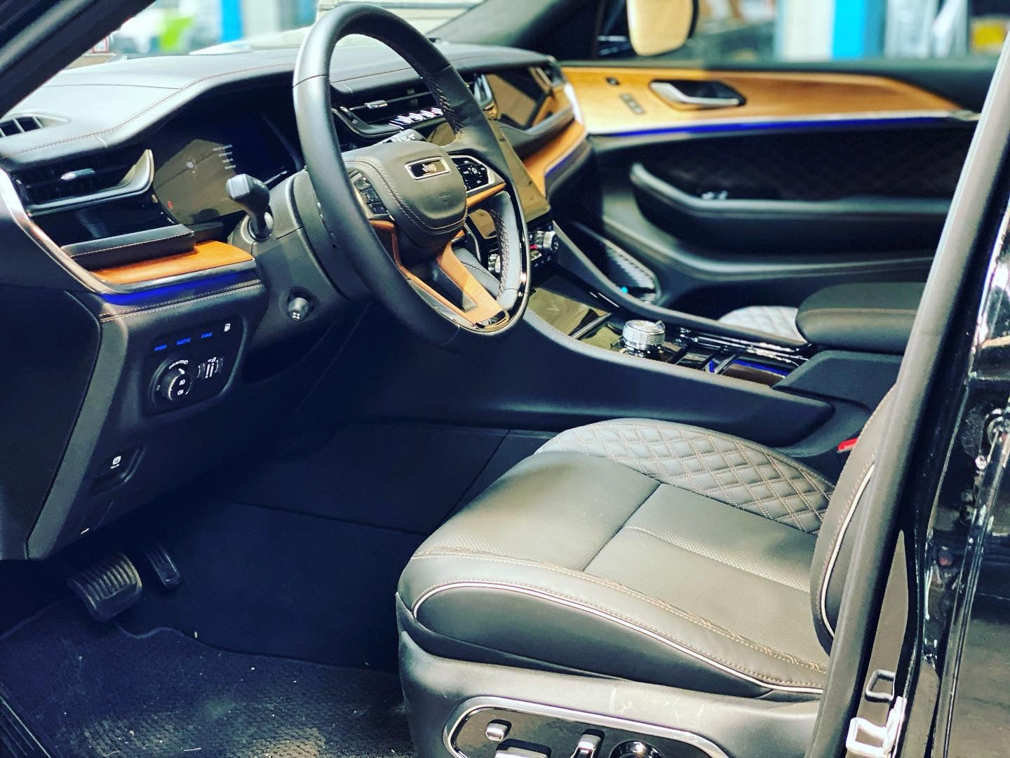 Jeep Grand Cherokee 4xe Exclusive Launch Edition
