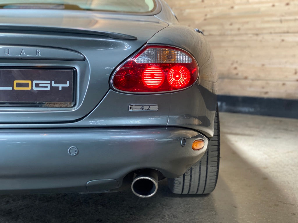 Jaguar XKR 4.2 BVA6
