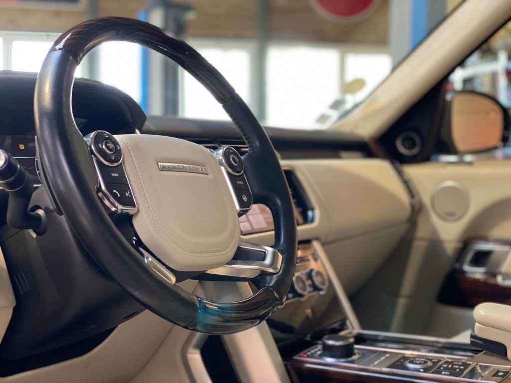 Land Rover Range Rover 4.4 SdV8 Autobiography