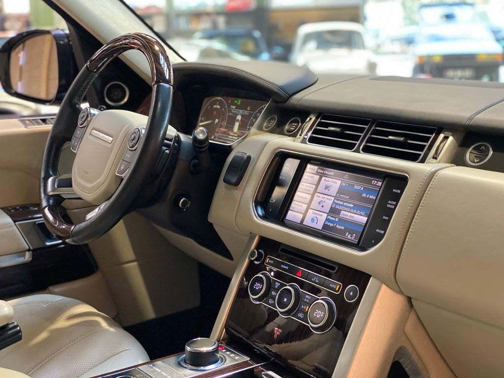 Land Rover Range Rover 4.4 SdV8 Autobiography