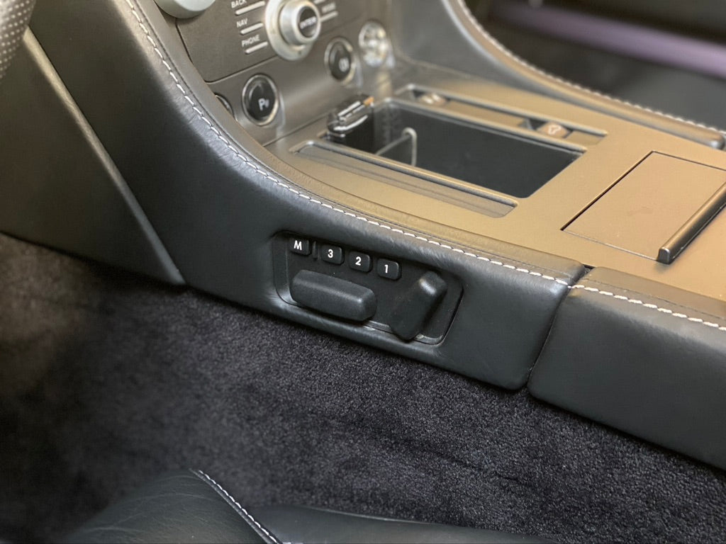 Aston Martin V8 Vantage Volante 4.7 Sportshift