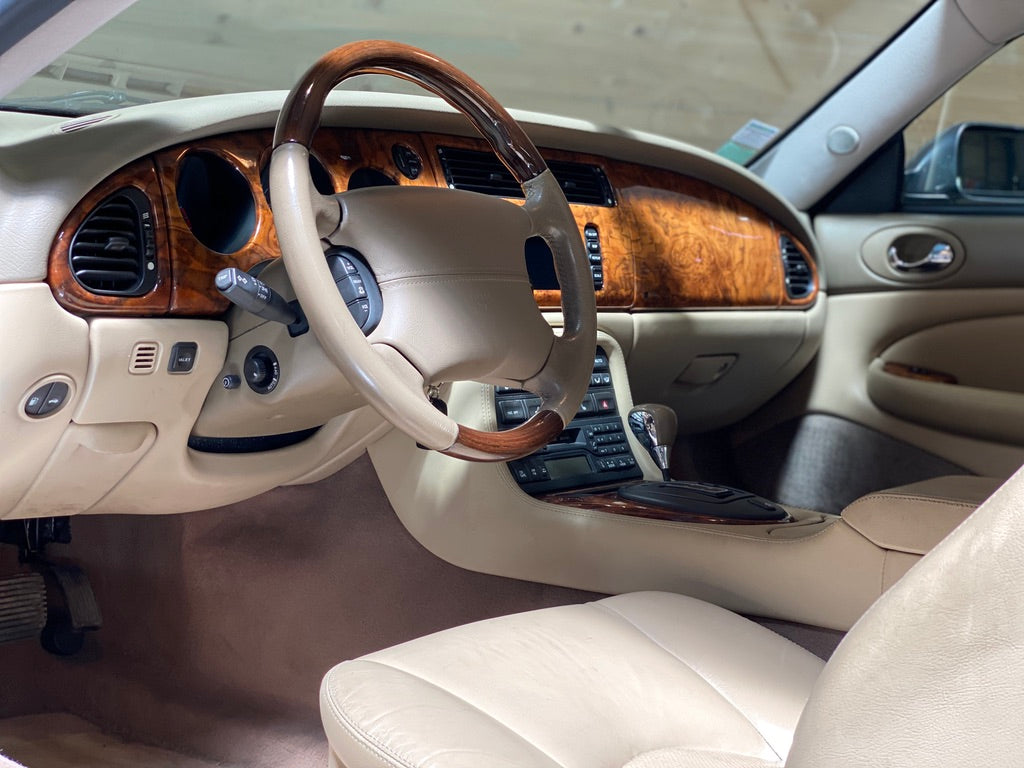 Jaguar XKR 4.2 BVA6