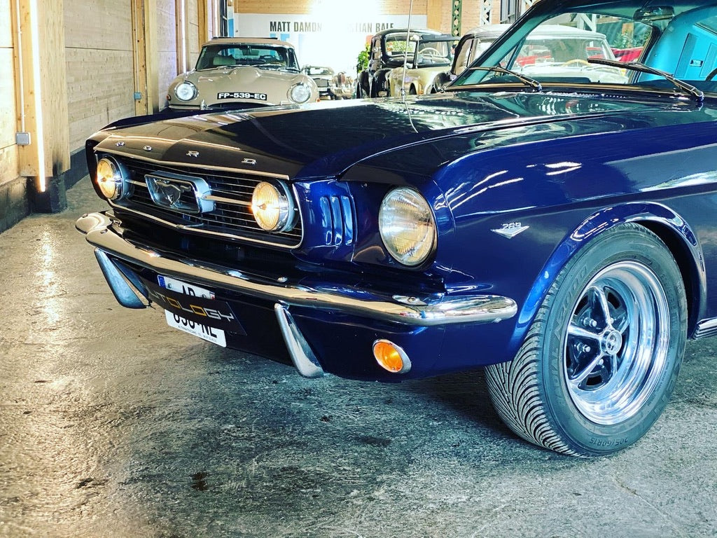 Ford Mustang Fastback V8 289 BVA