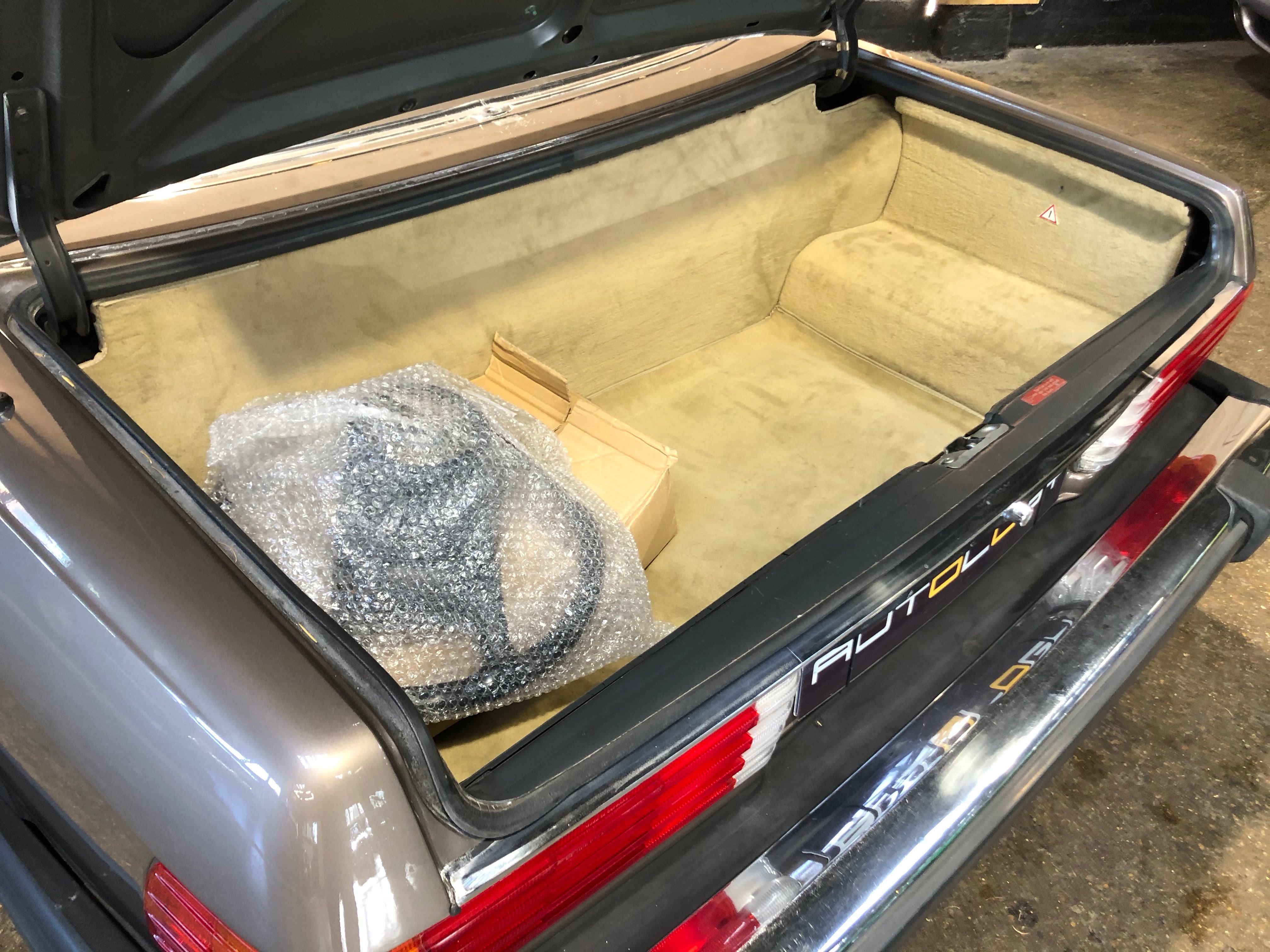 Mercedes 560 SL BVA