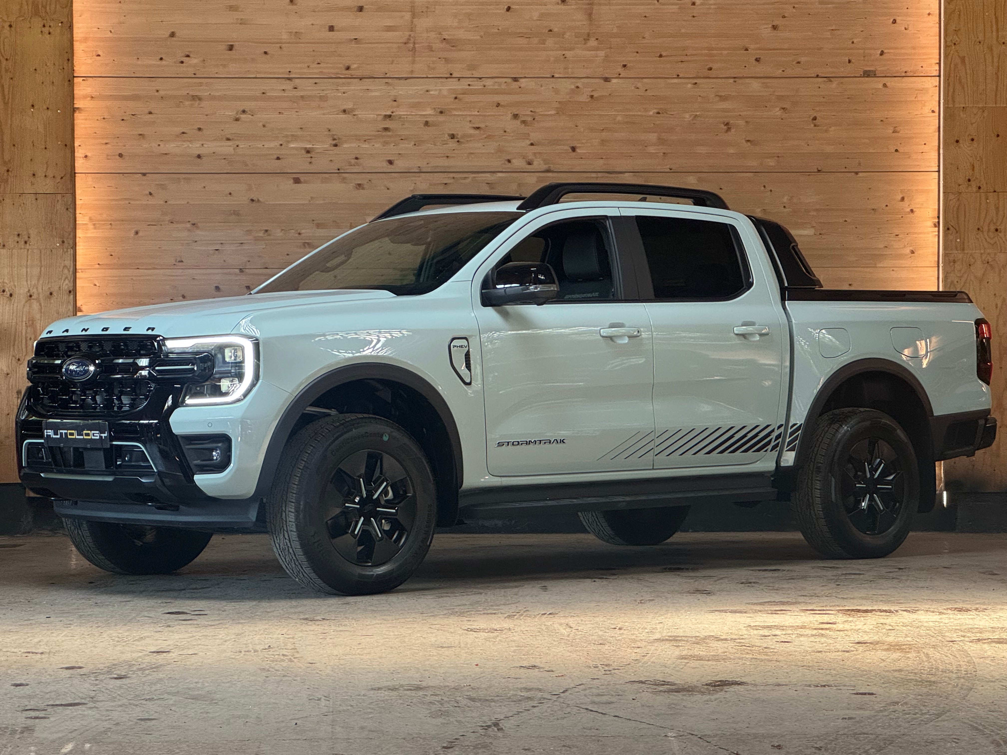 Ford Ranger 2.3 Ecoboost PHEV Stormtrak 4pl
