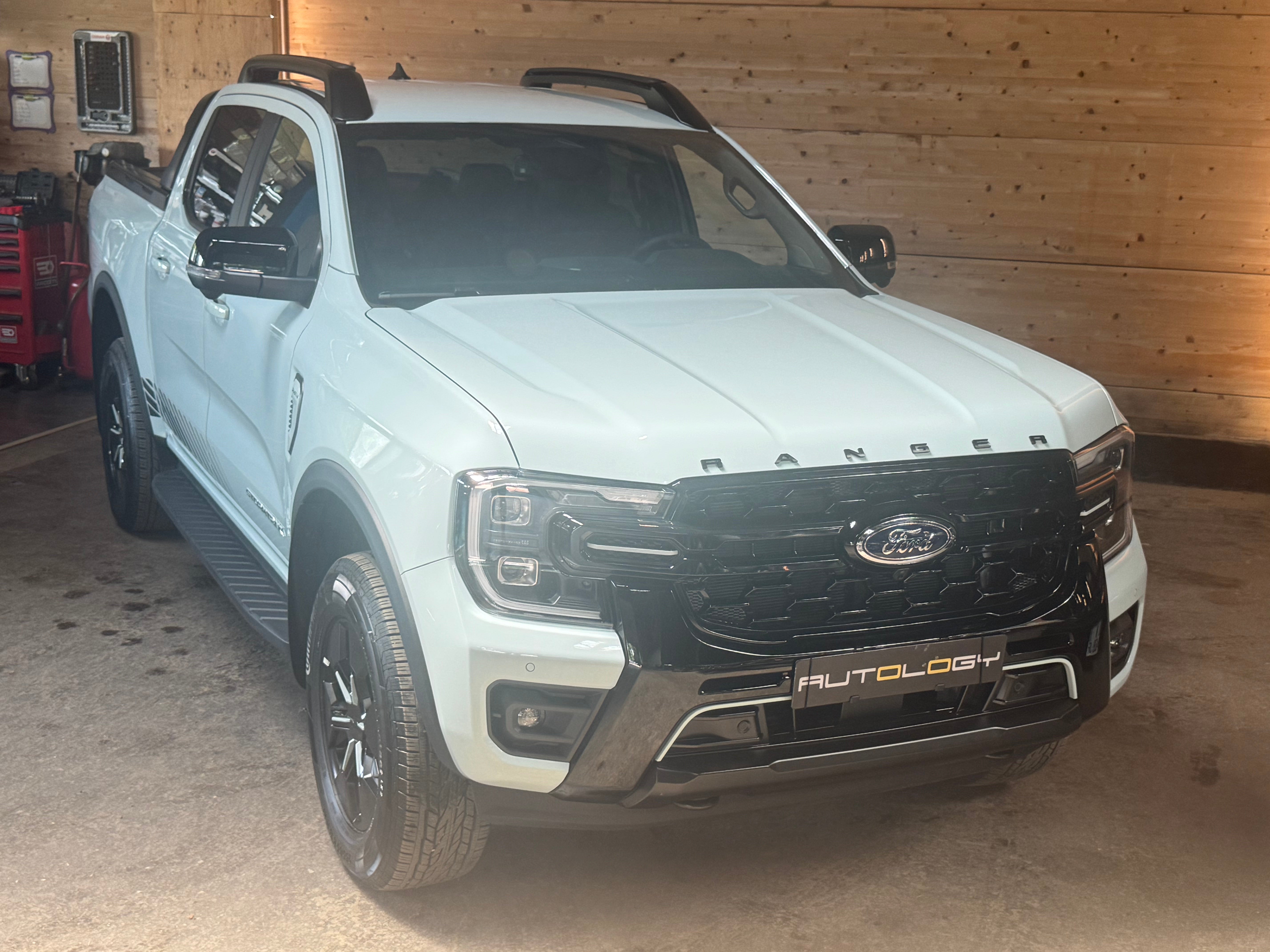 Ford Ranger 2.3 Ecoboost PHEV Stormtrak 4pl