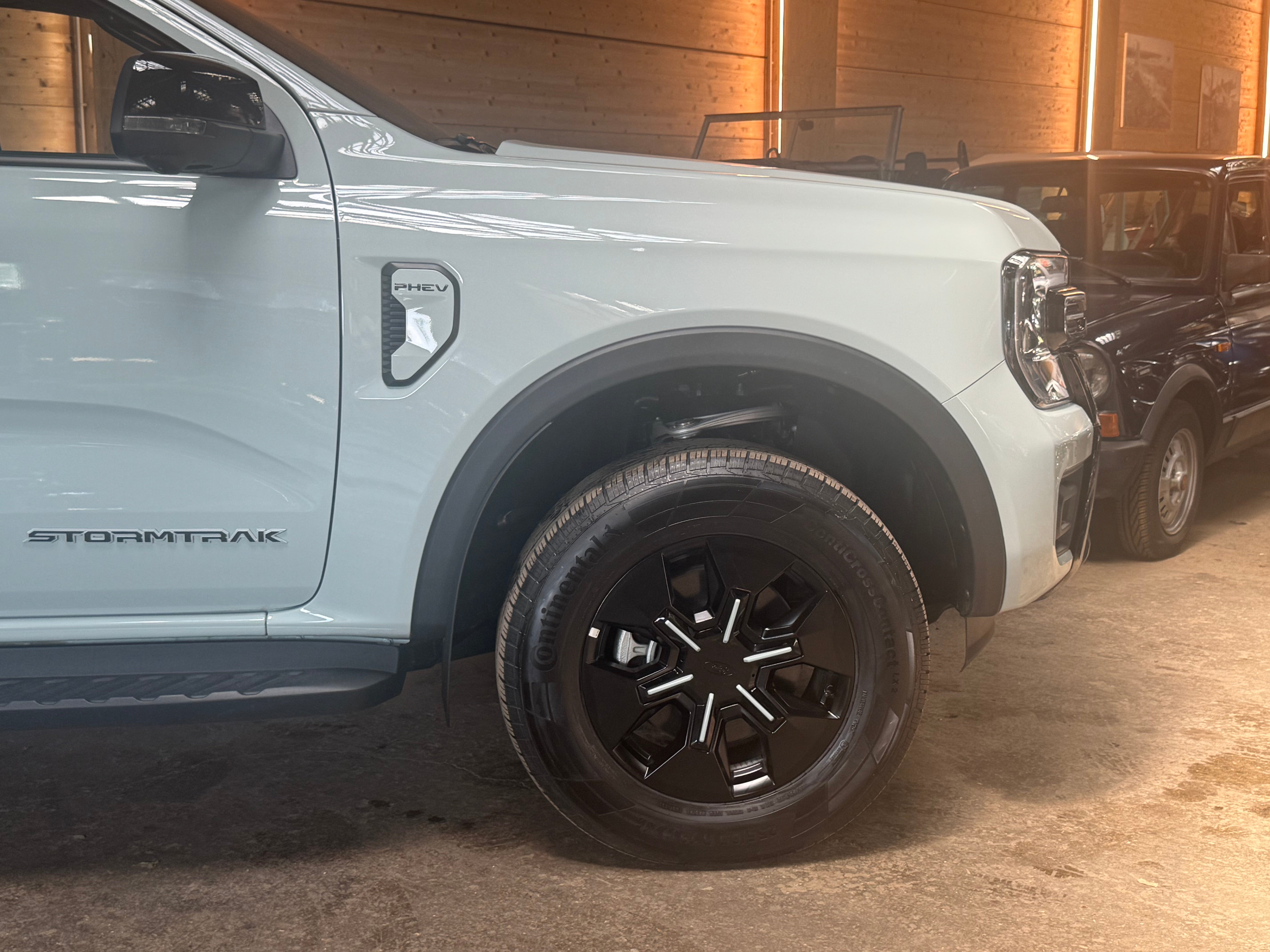 Ford Ranger 2.3 Ecoboost PHEV Stormtrak 4pl