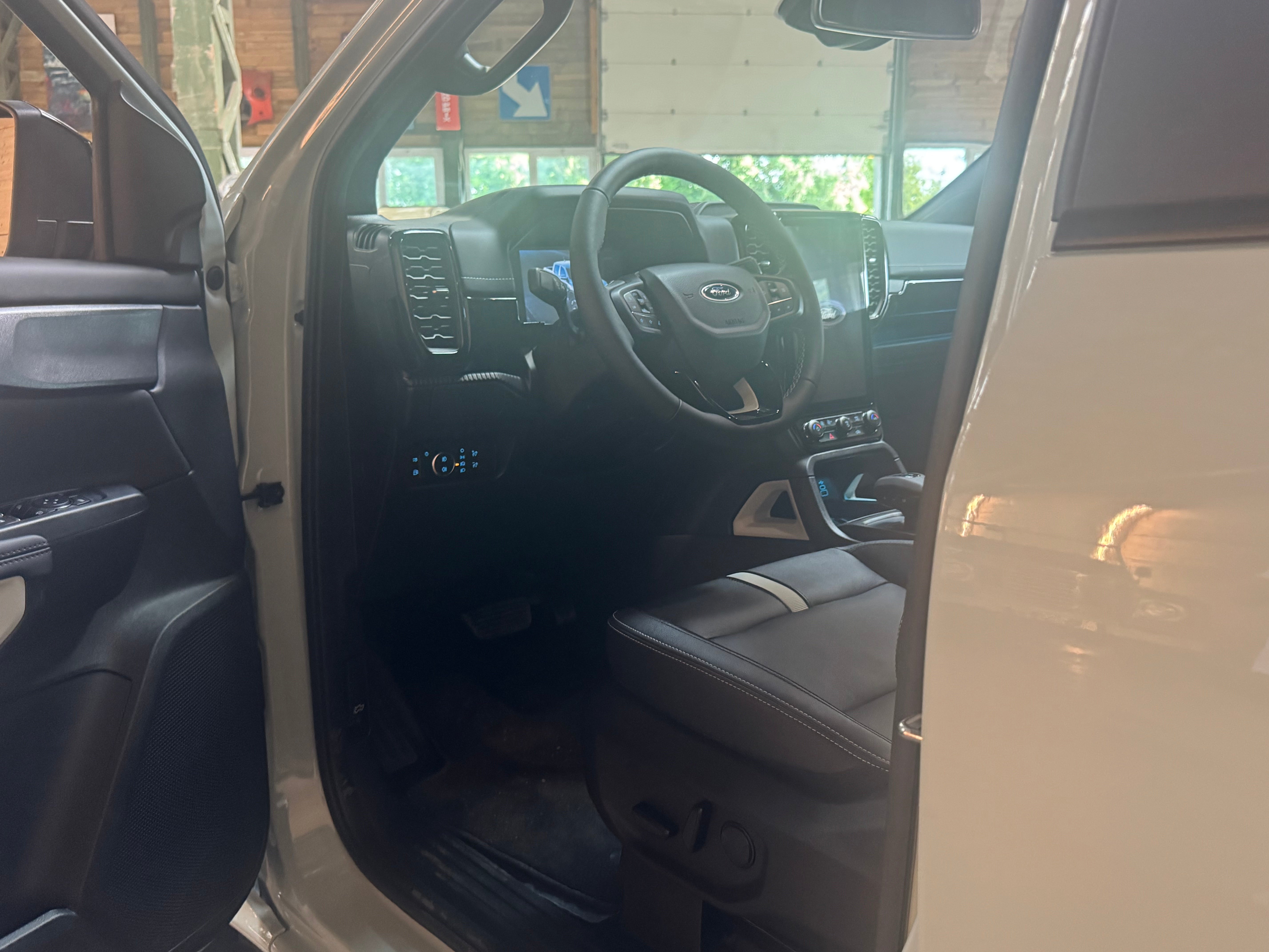 Ford Ranger 2.3 Ecoboost PHEV Stormtrak 4pl