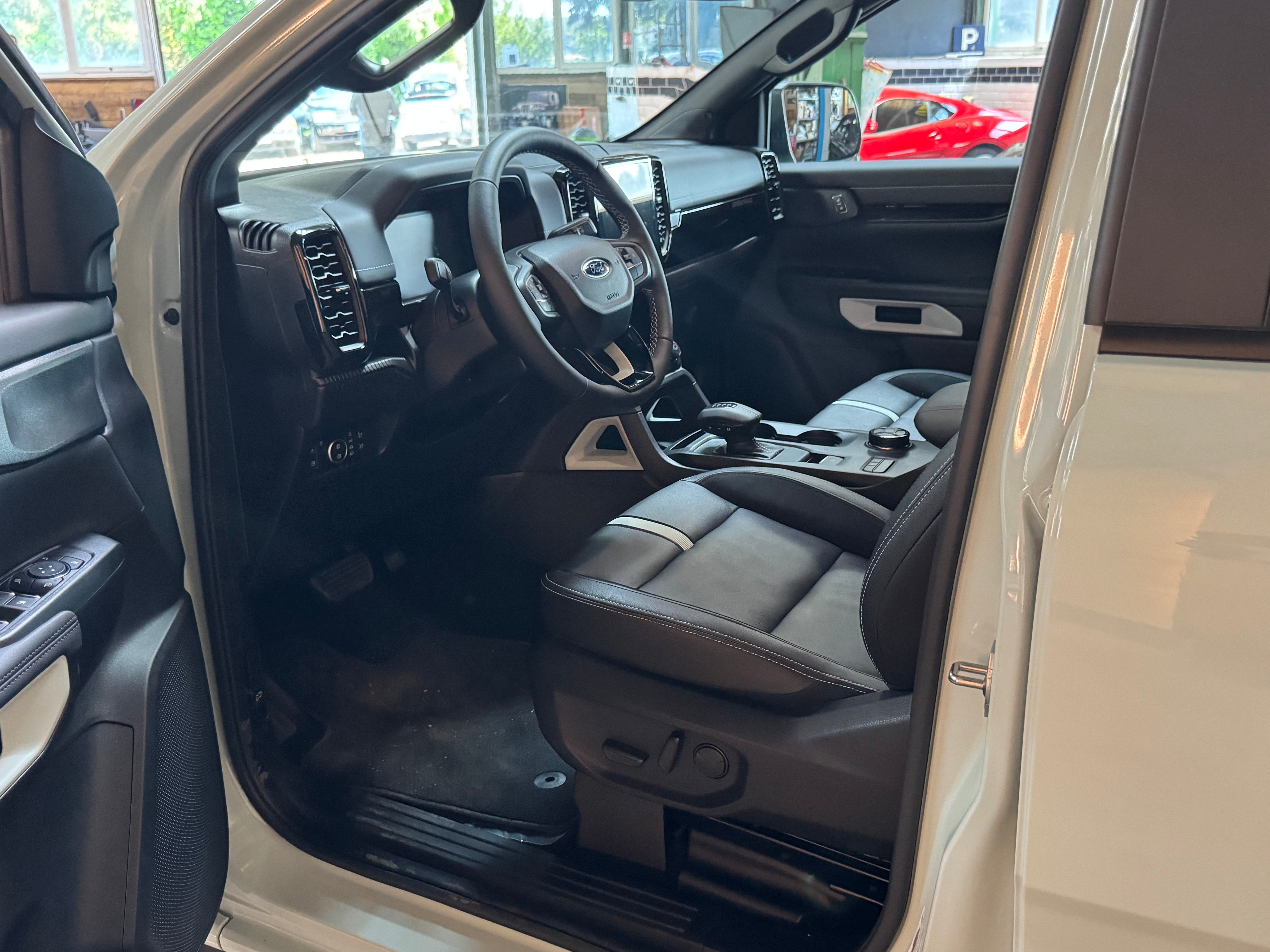 Ford Ranger 2.3 Ecoboost PHEV Stormtrak 4pl