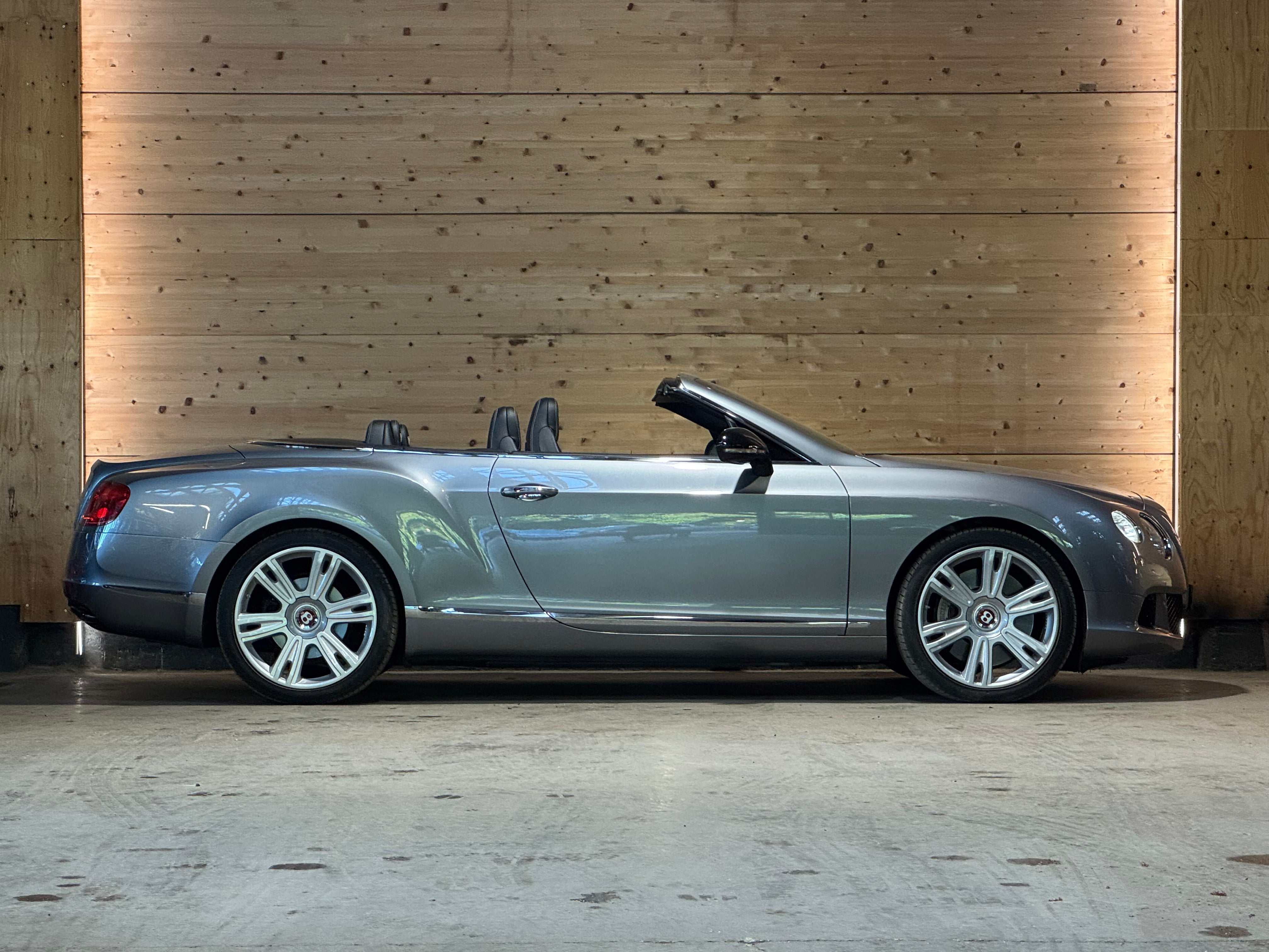 Bentley Continental GTC W12 - 575ch
