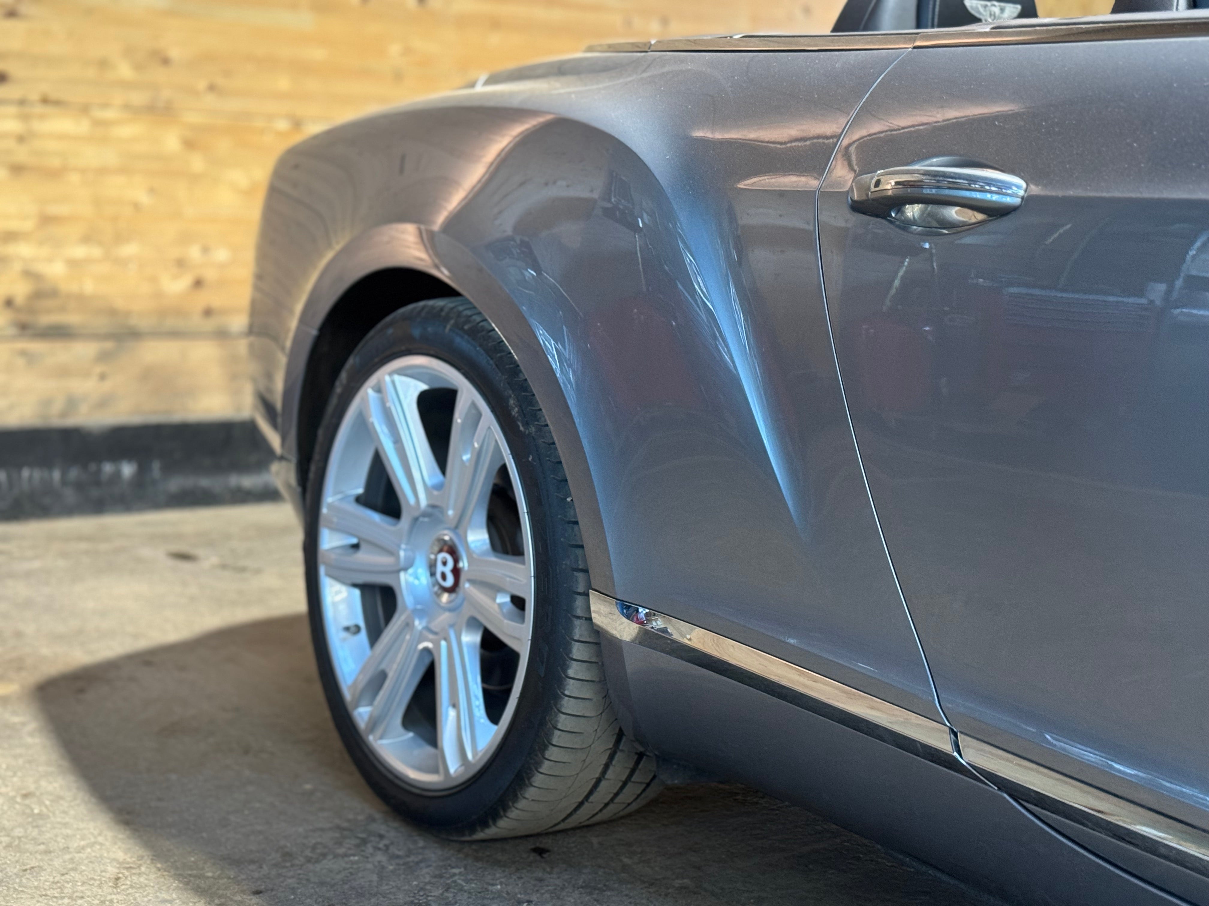 Bentley Continental GTC W12 - 575ch