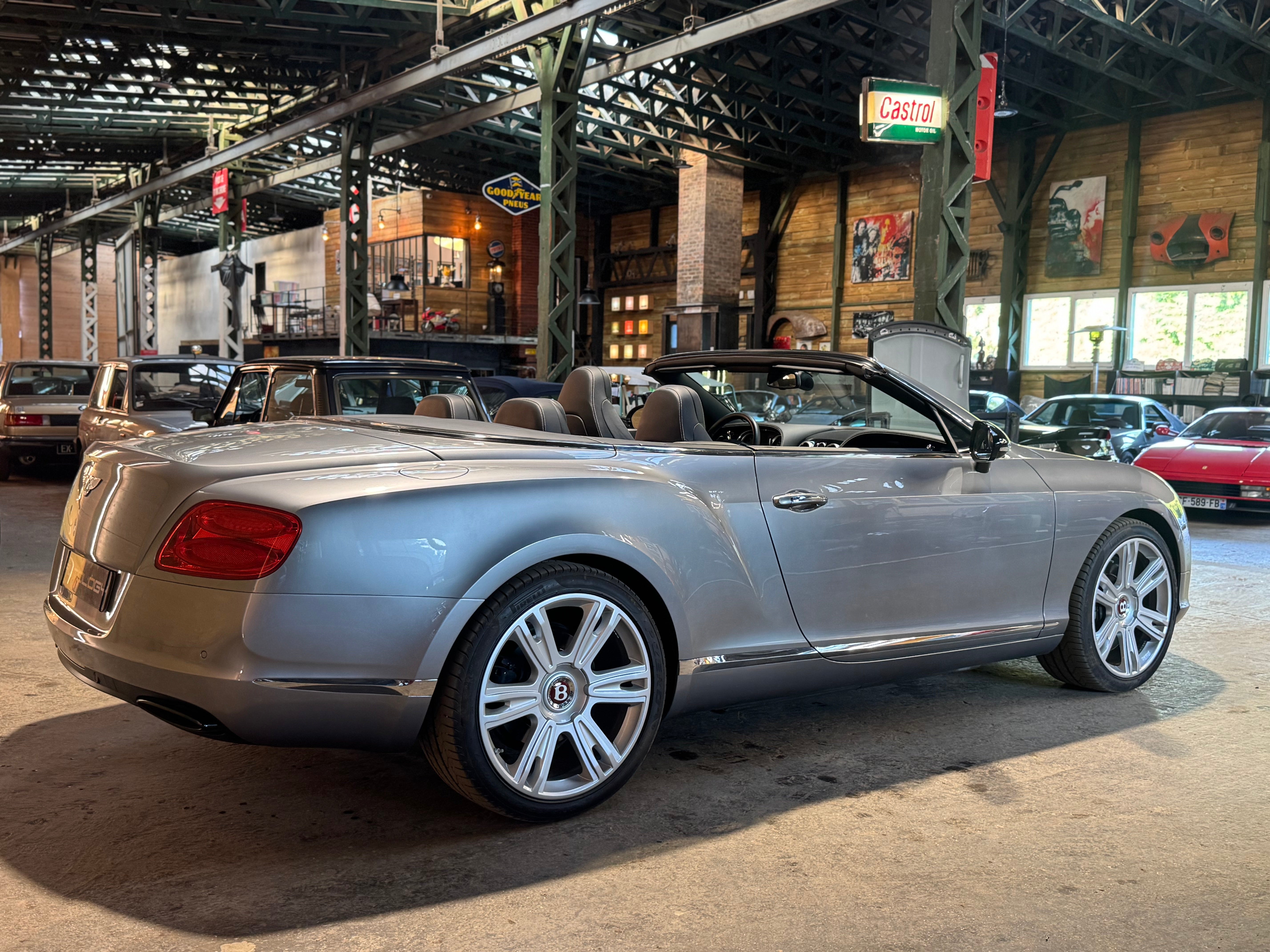 Bentley Continental GTC W12 - 575ch