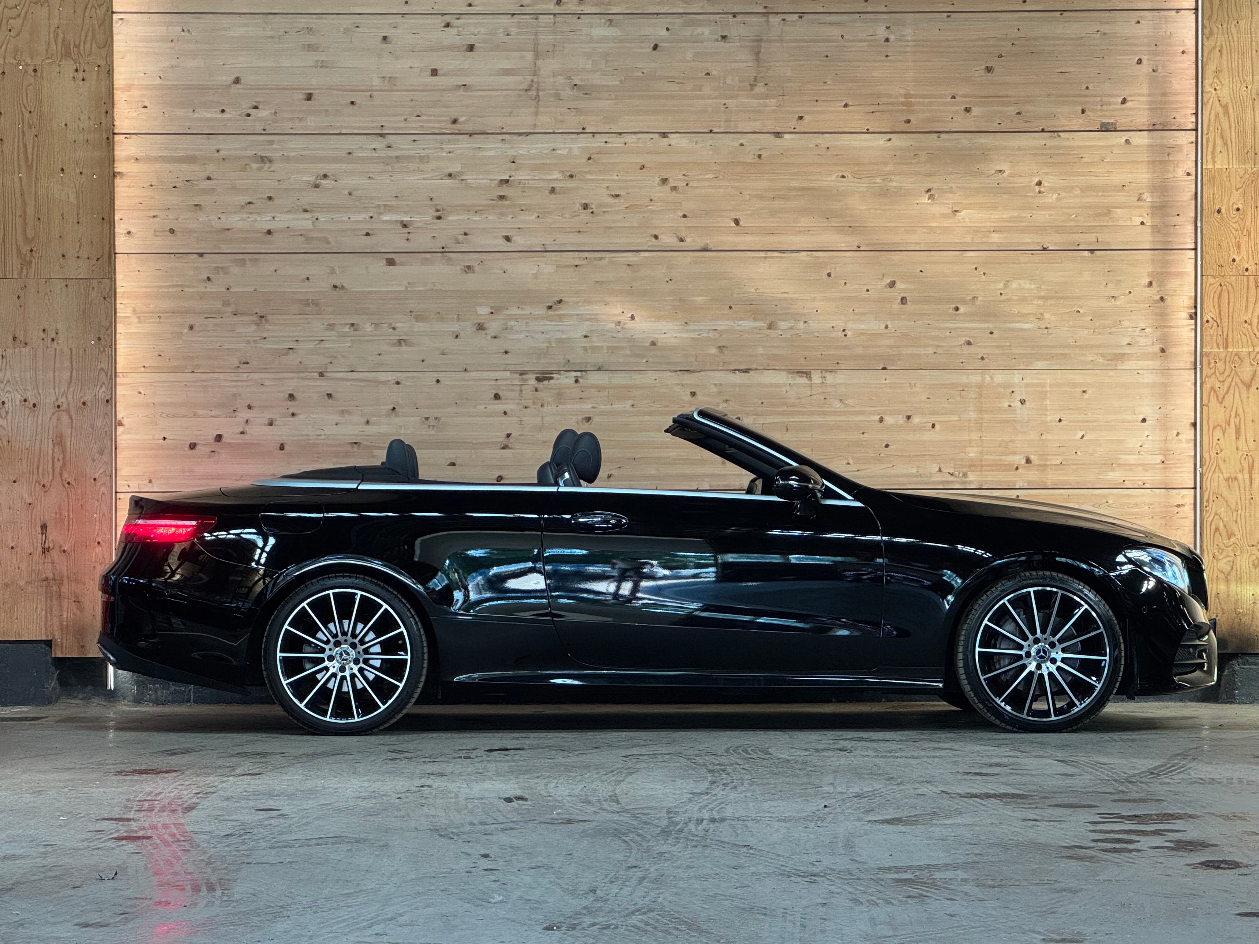 Mercedes E220d 4-Matic Cabriolet AMG Line