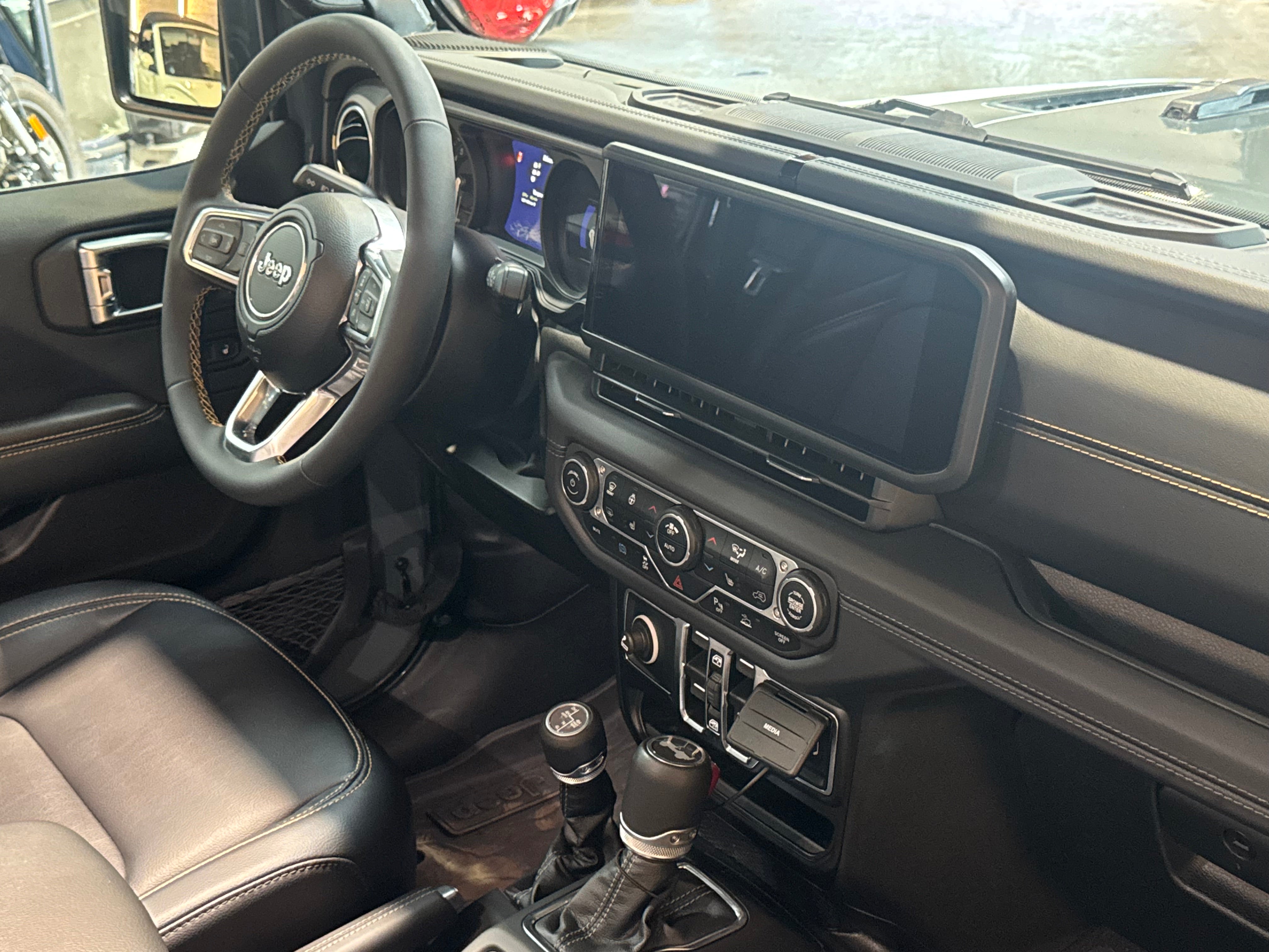 Jeep Wrangler 4xe Sahara