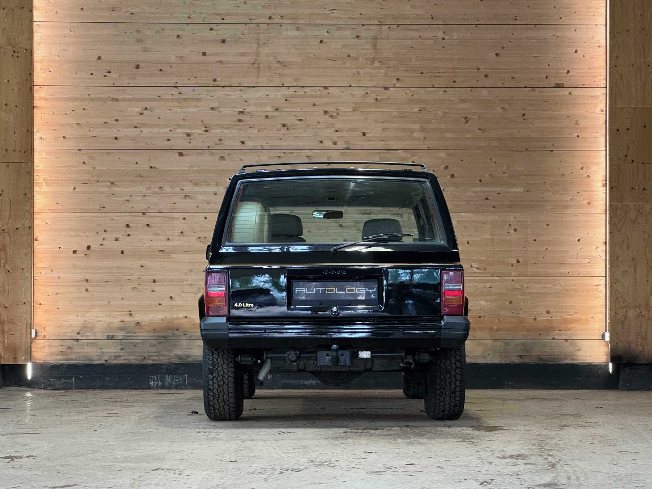 Jeep Cherokee 4.0 Limited BVA