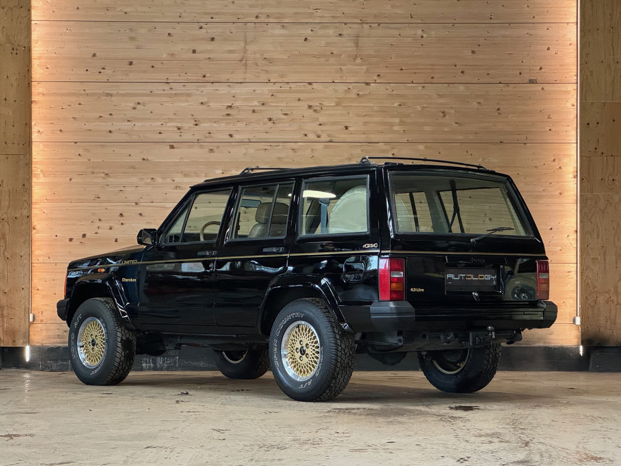 Jeep Cherokee 4.0 Limited BVA