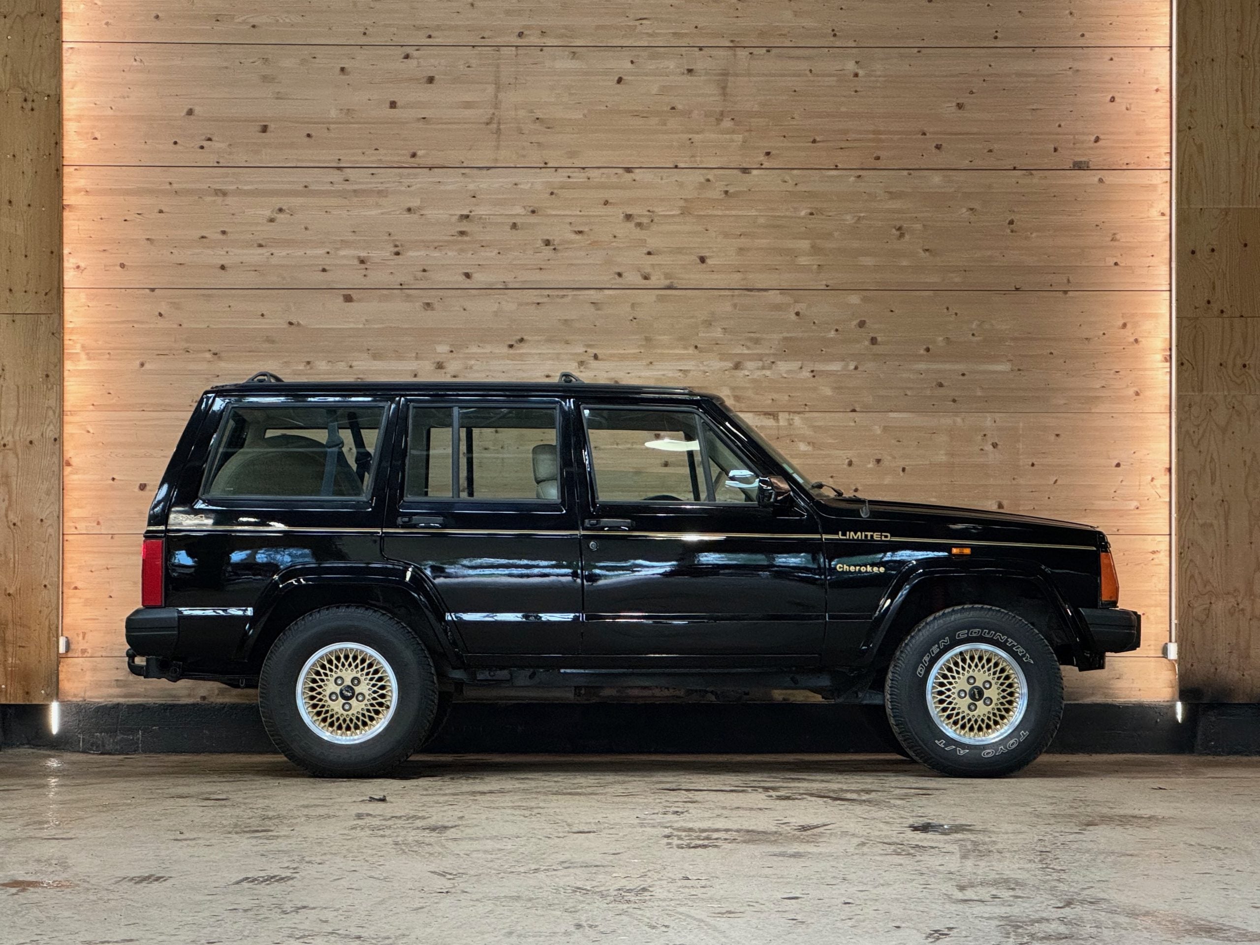 Jeep Cherokee 4.0 Limited BVA