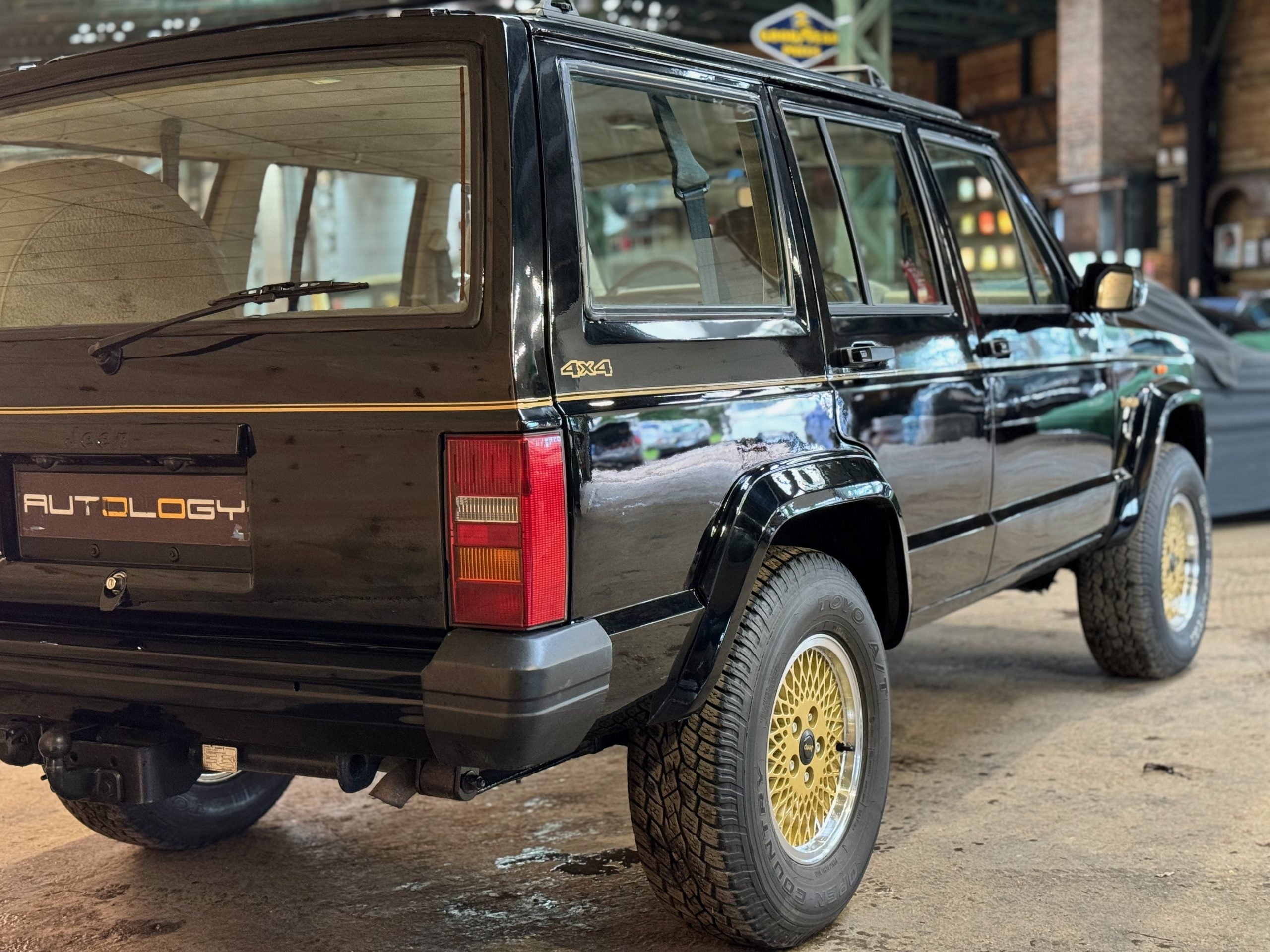 Jeep Cherokee 4.0 Limited BVA