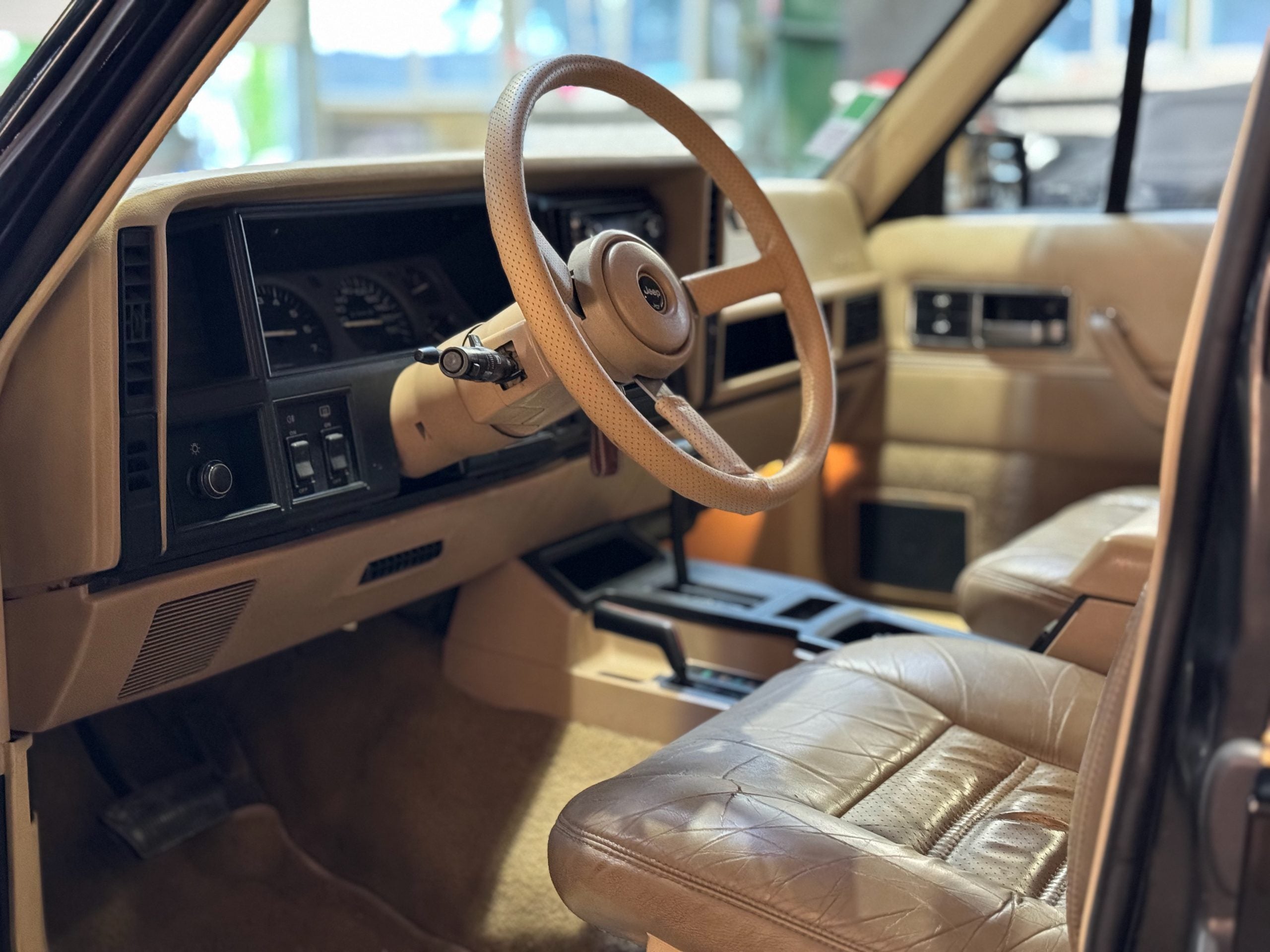 Jeep Cherokee 4.0 Limited BVA