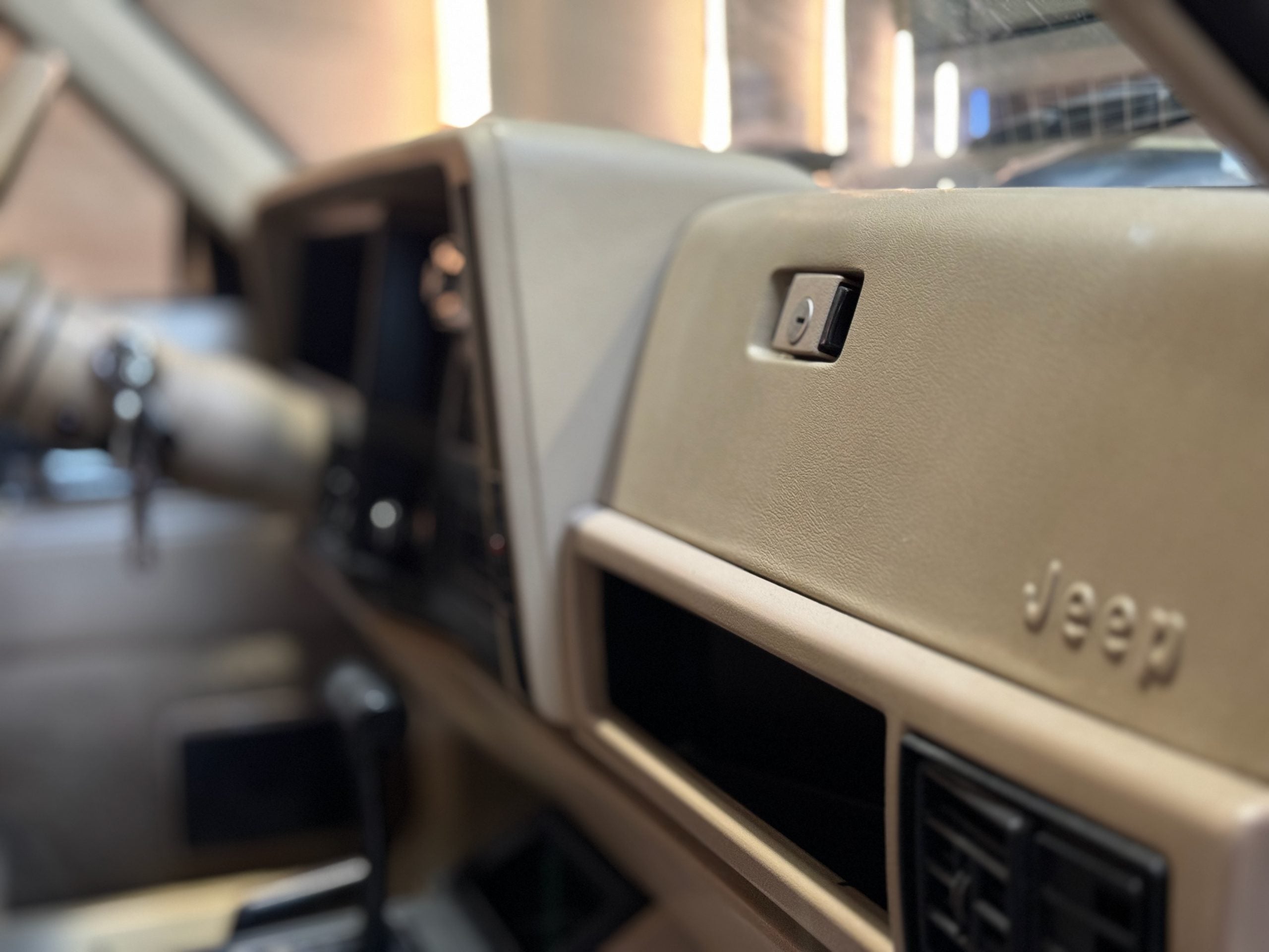 Jeep Cherokee 4.0 Limited BVA