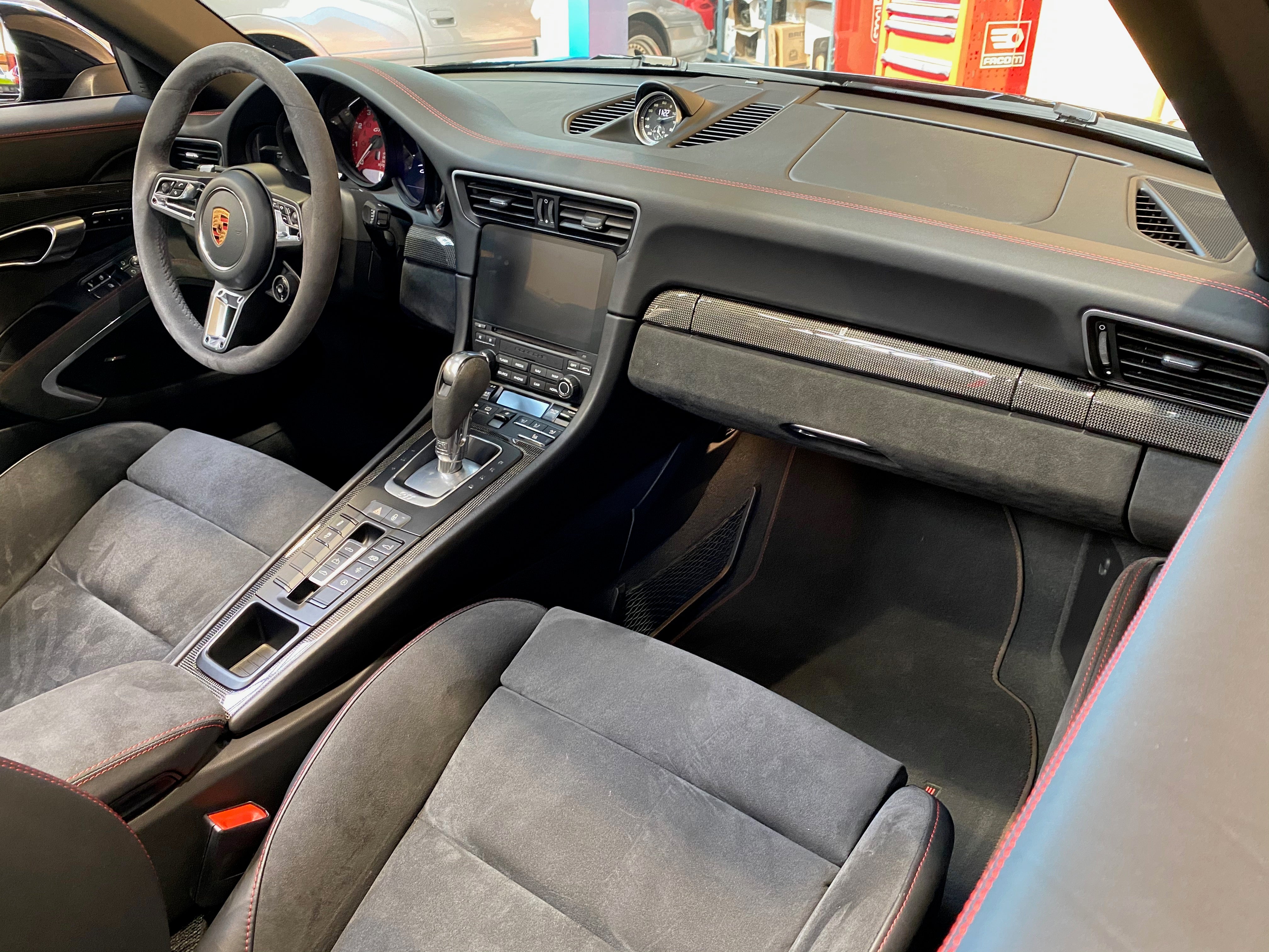 Porsche 991.2 Carrera GTS Cabriolet