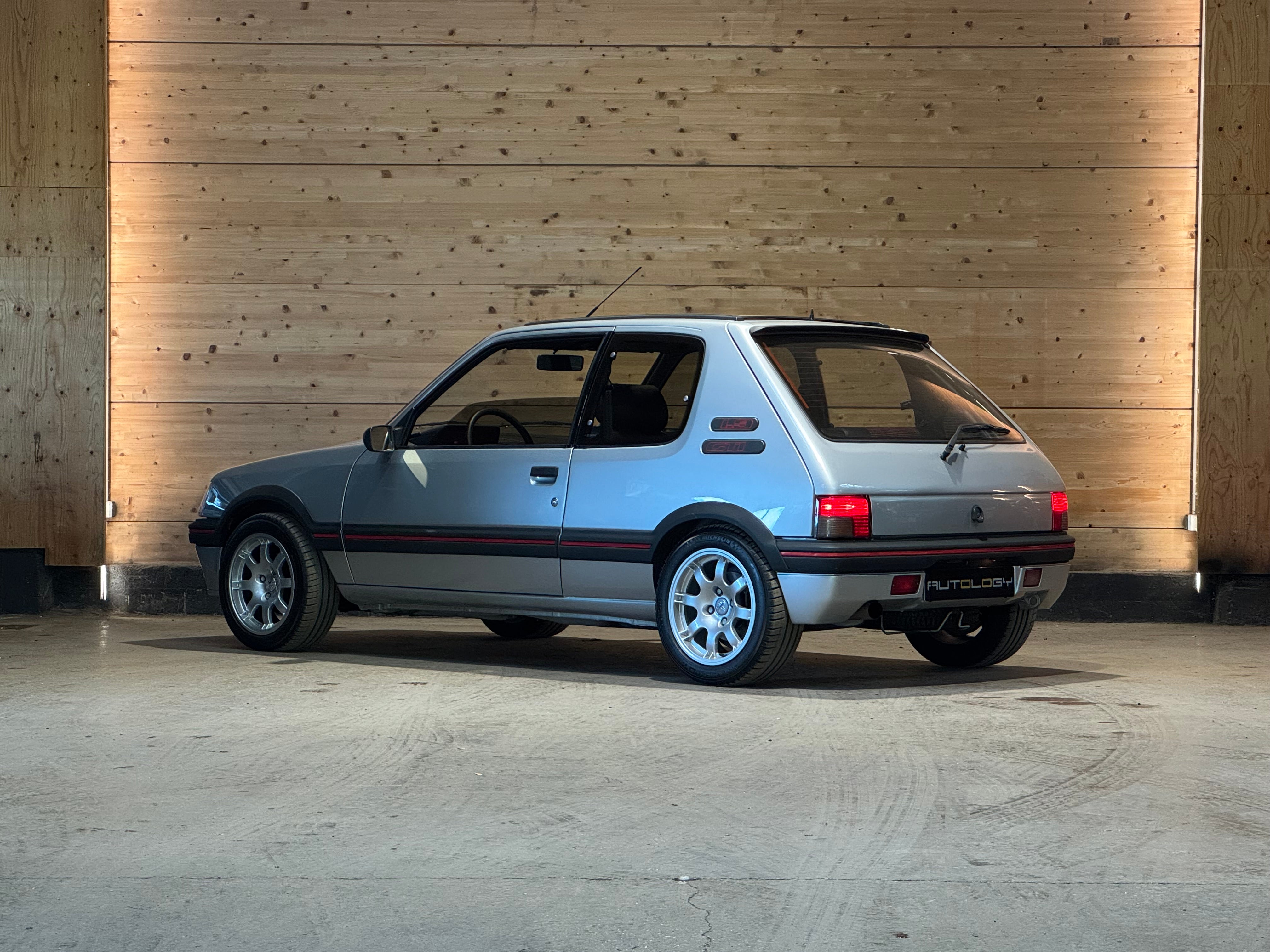 Peugeot 205 GTi 1.9