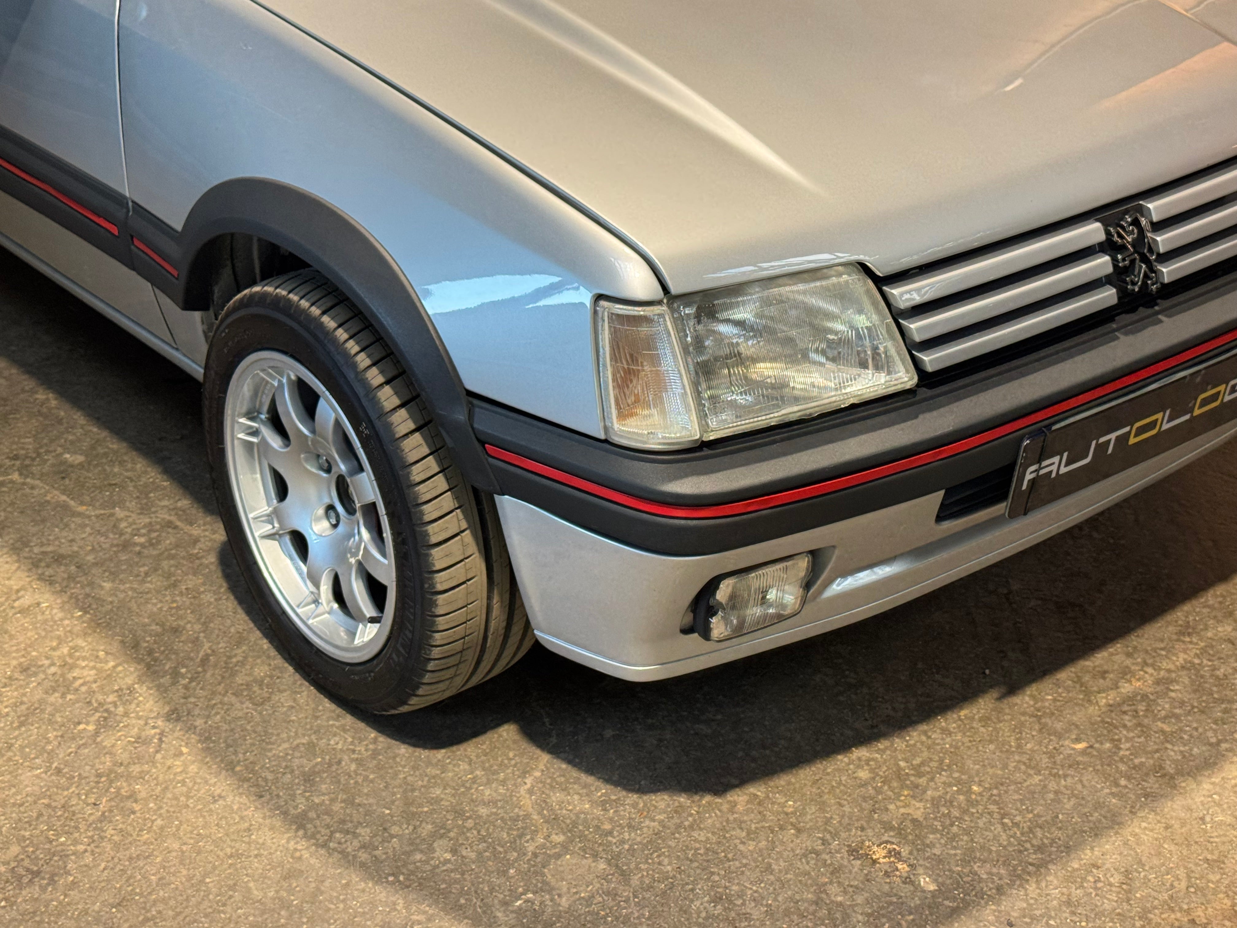 Peugeot 205 GTi 1.9