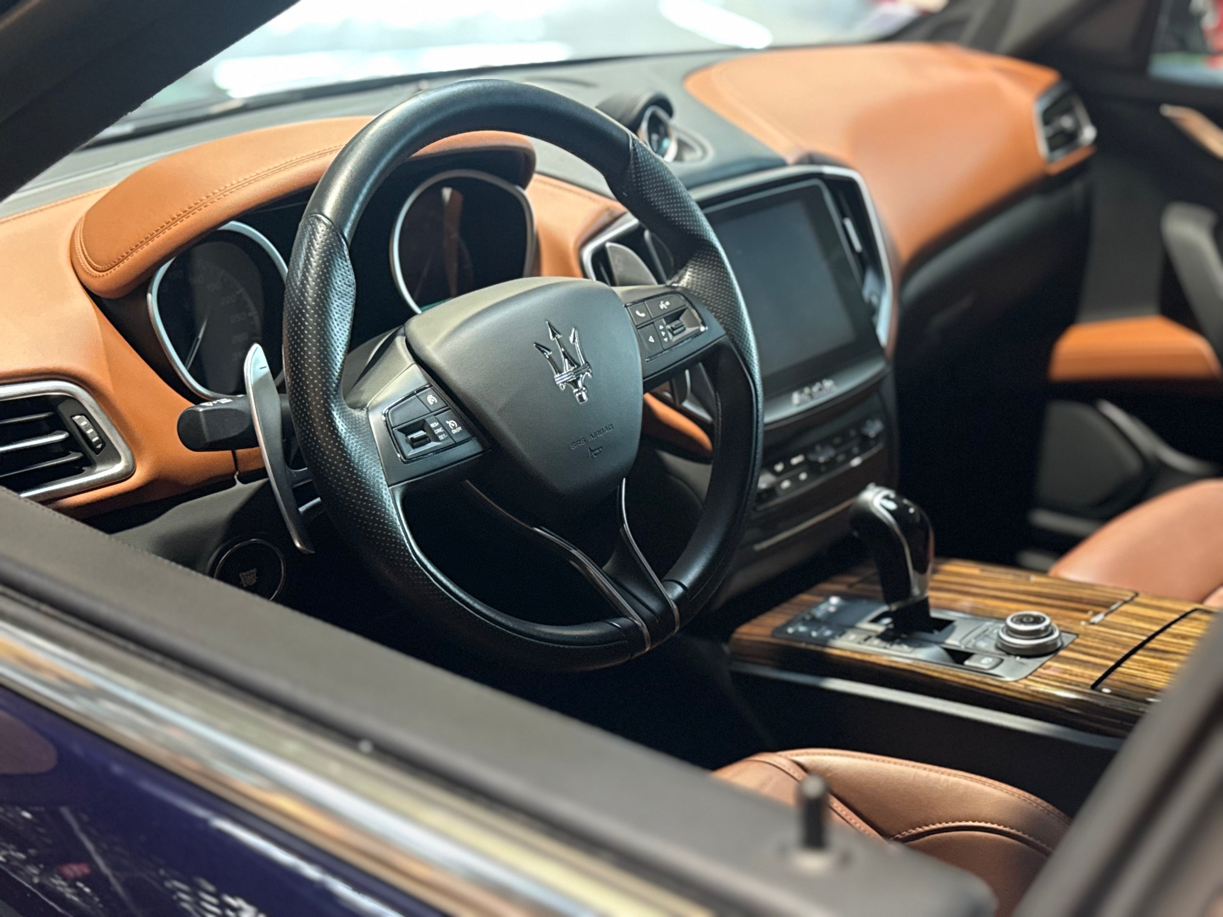 Maserati Ghibli 3.0 V6 350 GranSport