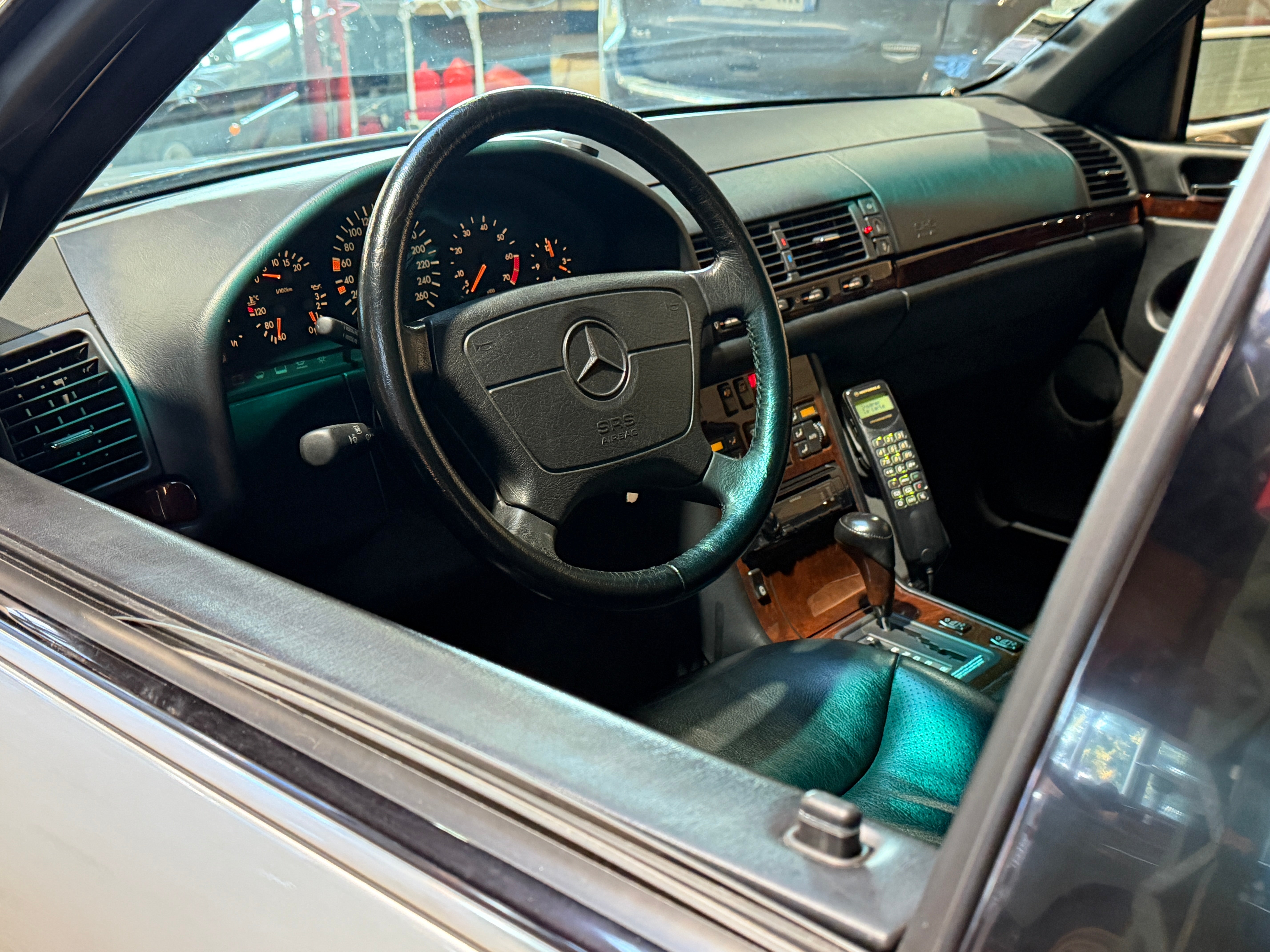 Mercedes 500 SE
