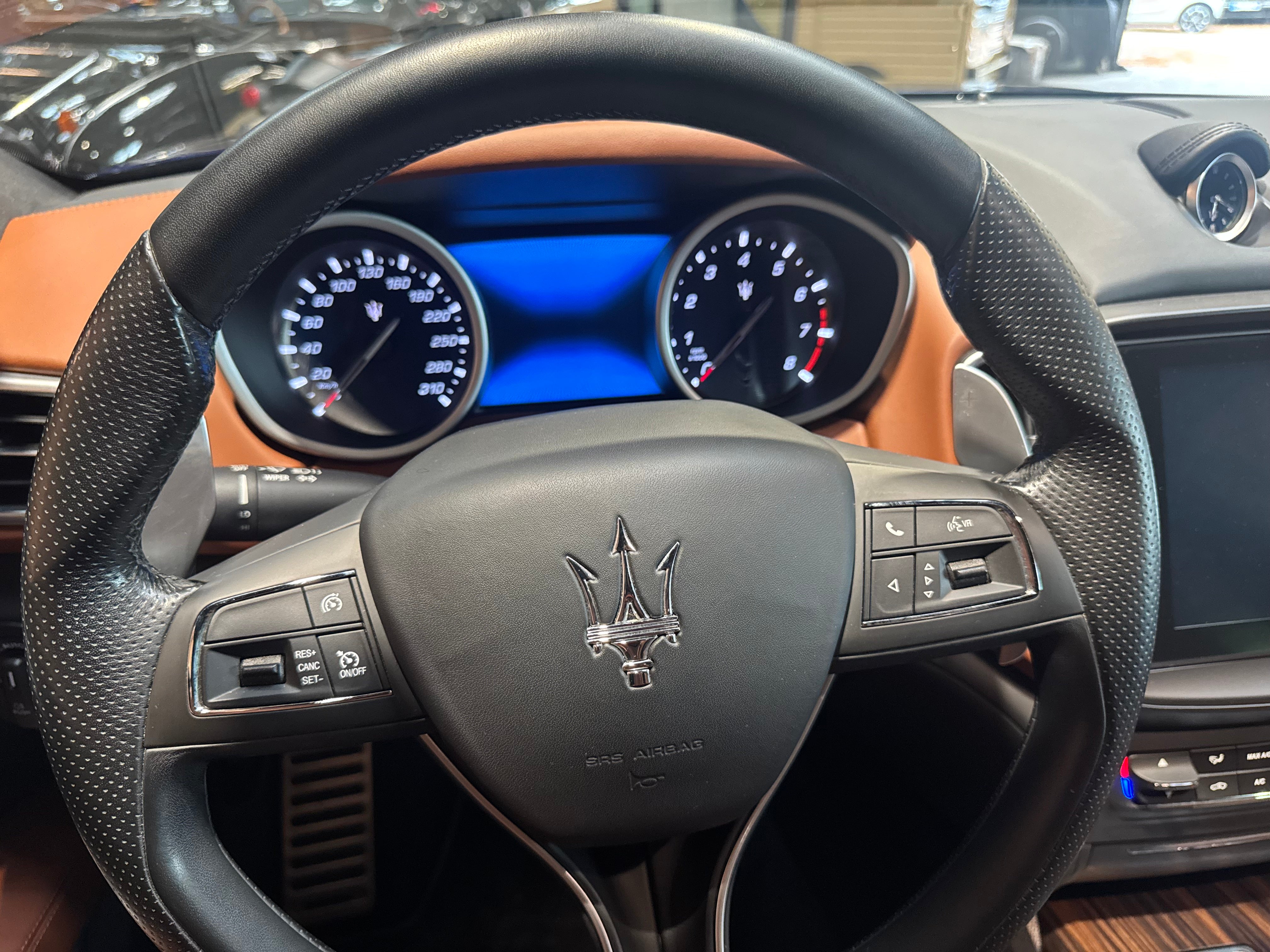 Maserati Ghibli 3.0 V6 350 GranSport