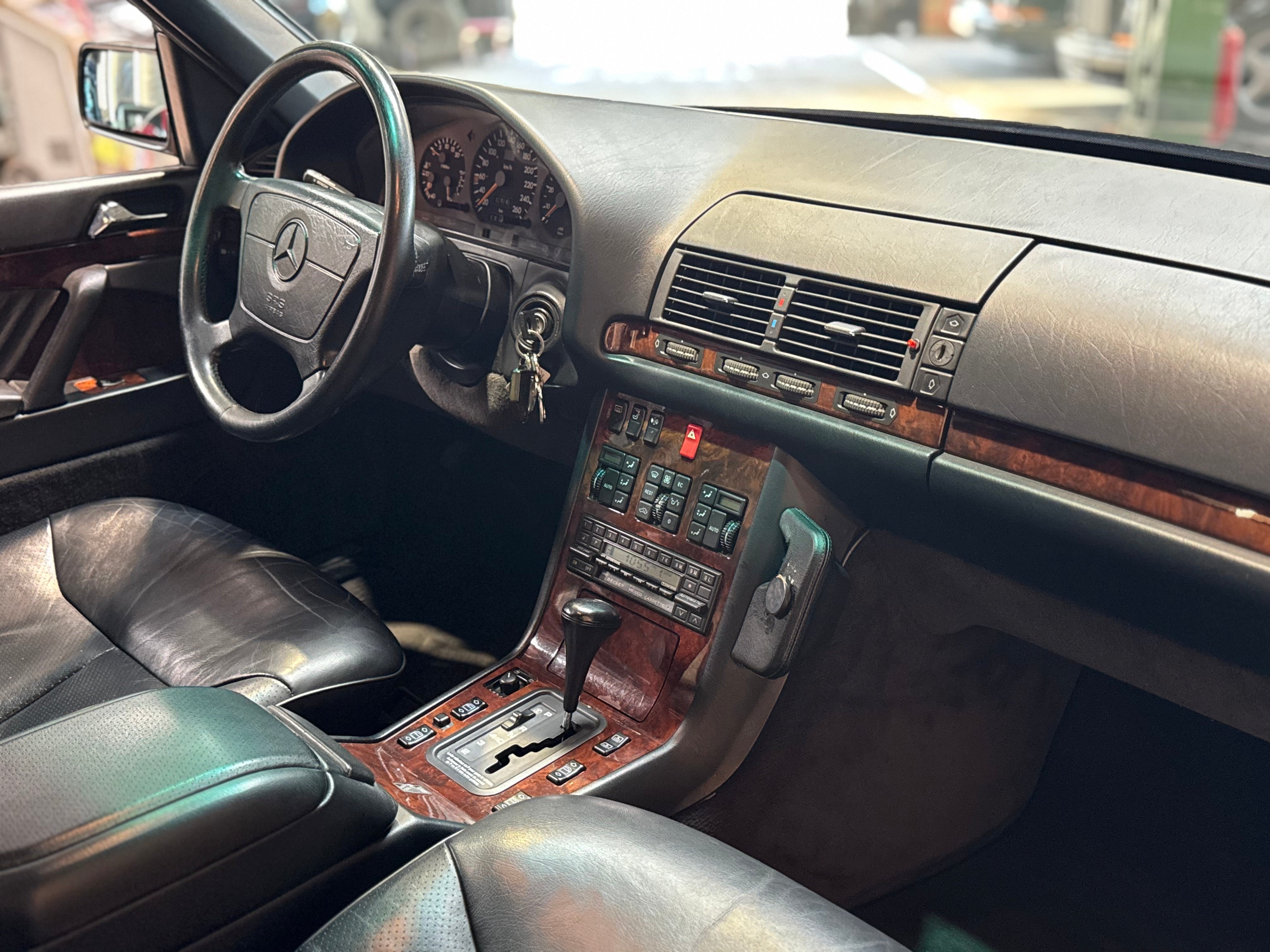 Mercedes 300SE BVA