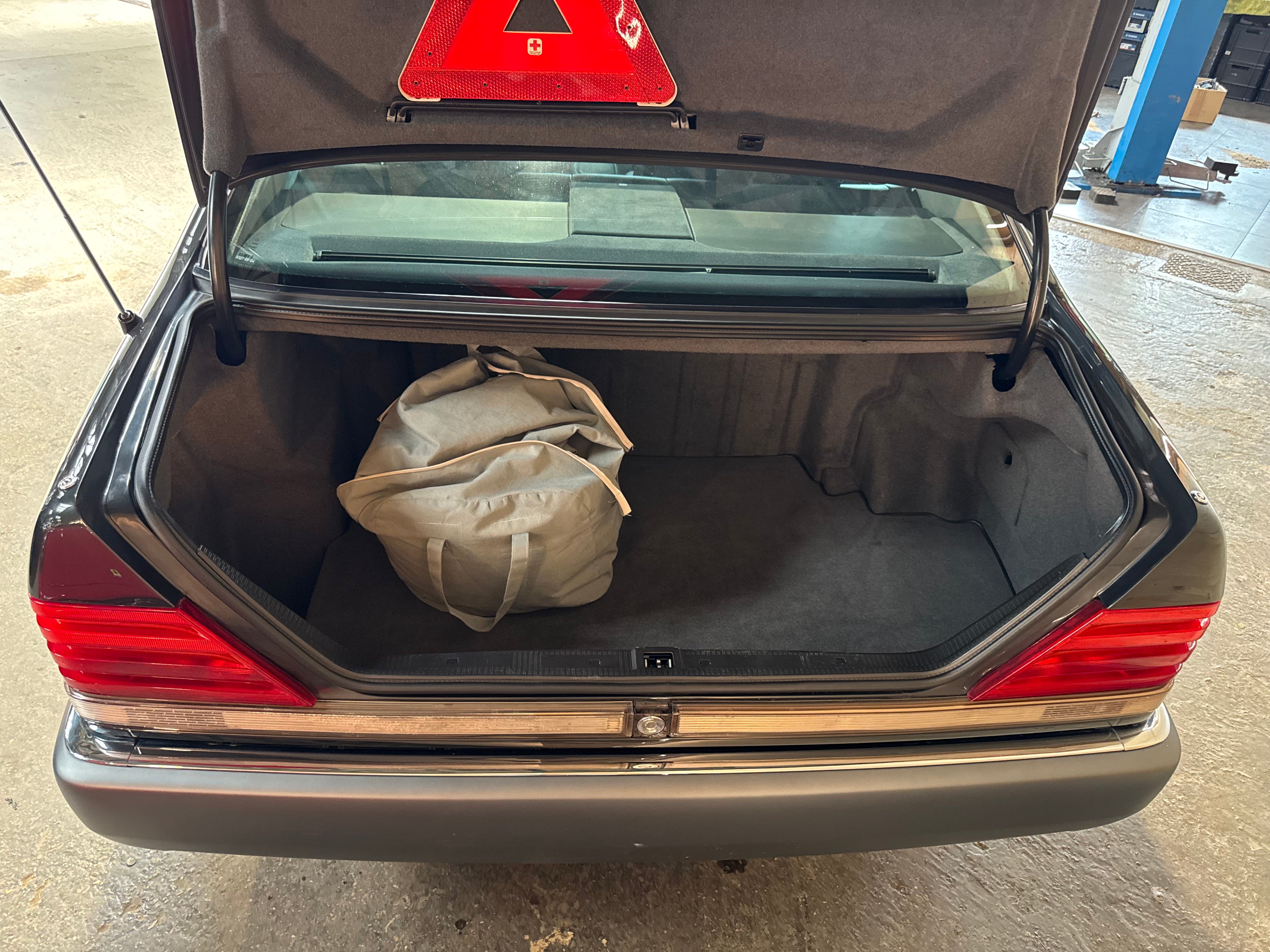 Mercedes 300SE BVA